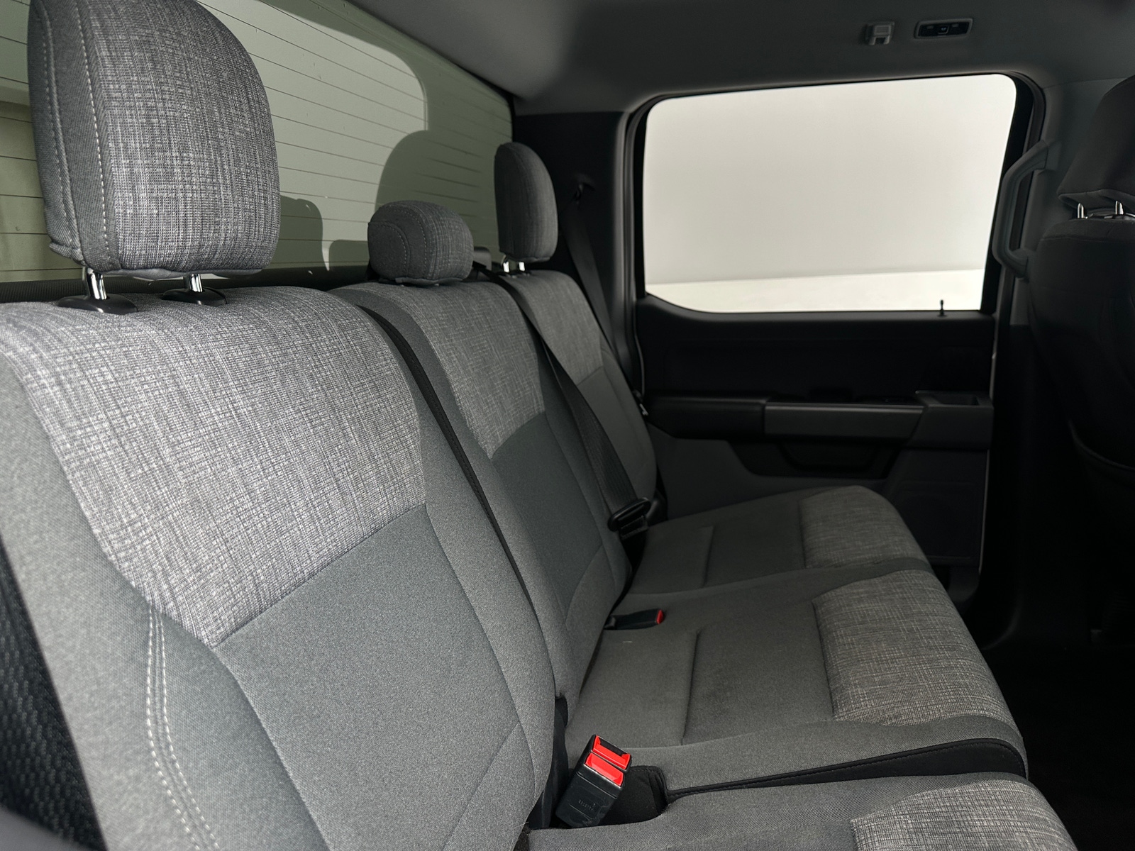 Thumbnail: 2021 Ford Econoline - 6