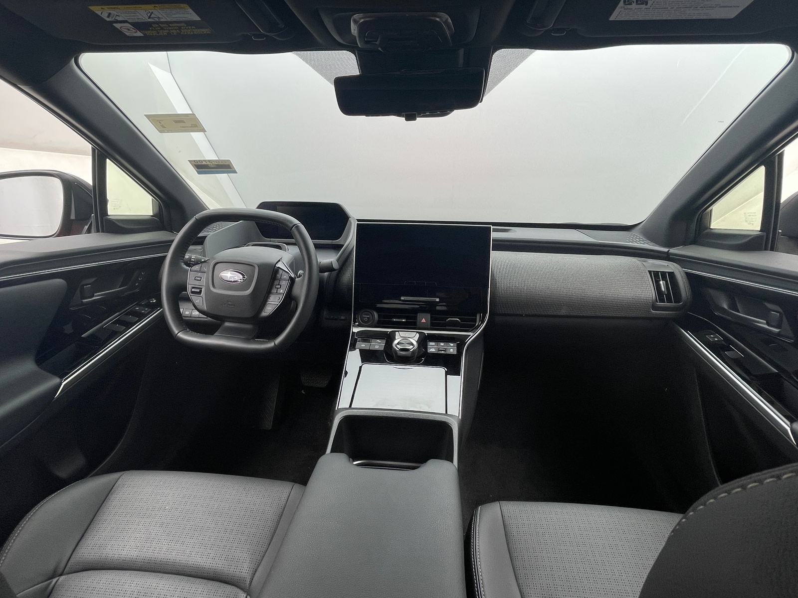 Thumbnail: 2024 Subaru Solterra - 2