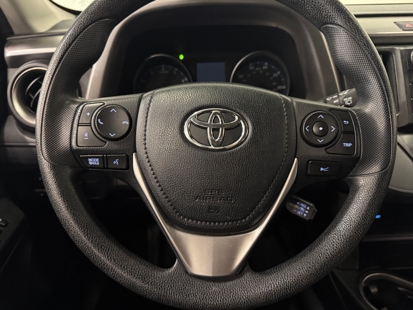 Thumbnail: 2018 Toyota RAV4 - 5