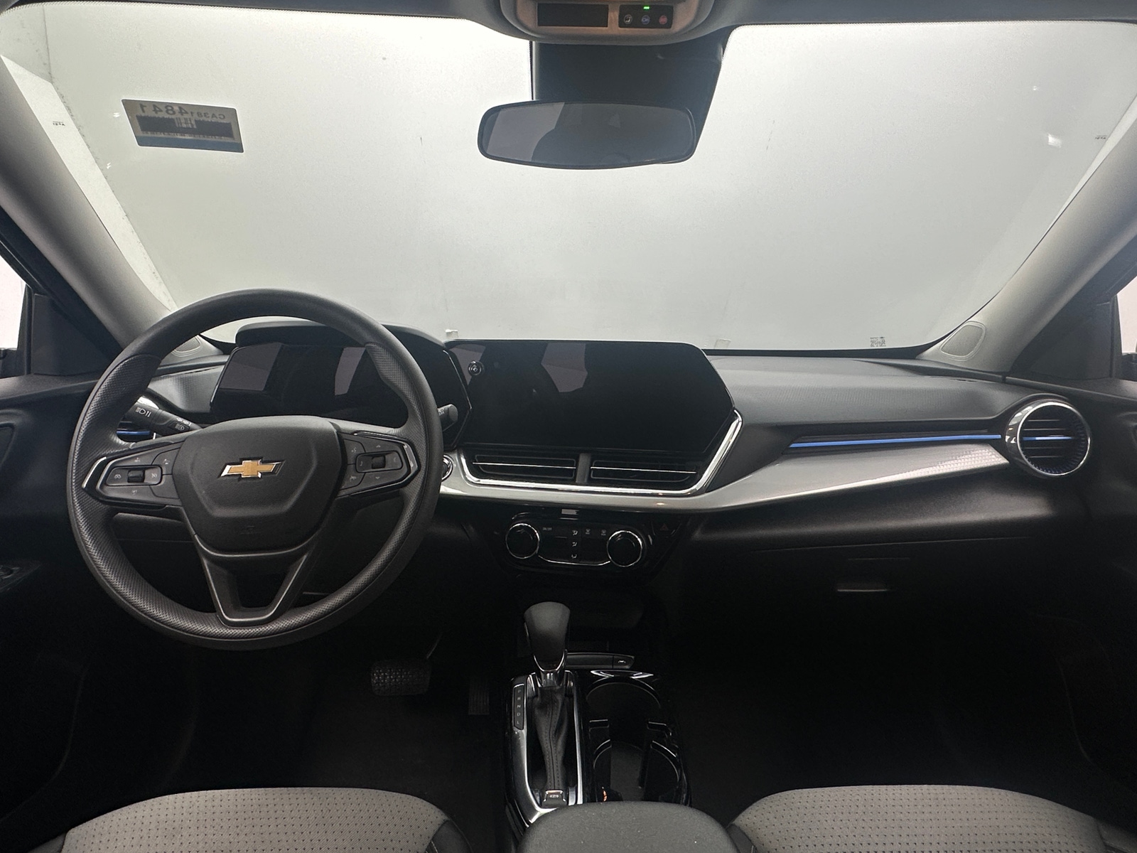 Thumbnail: 2025 Chevrolet Trax - 3