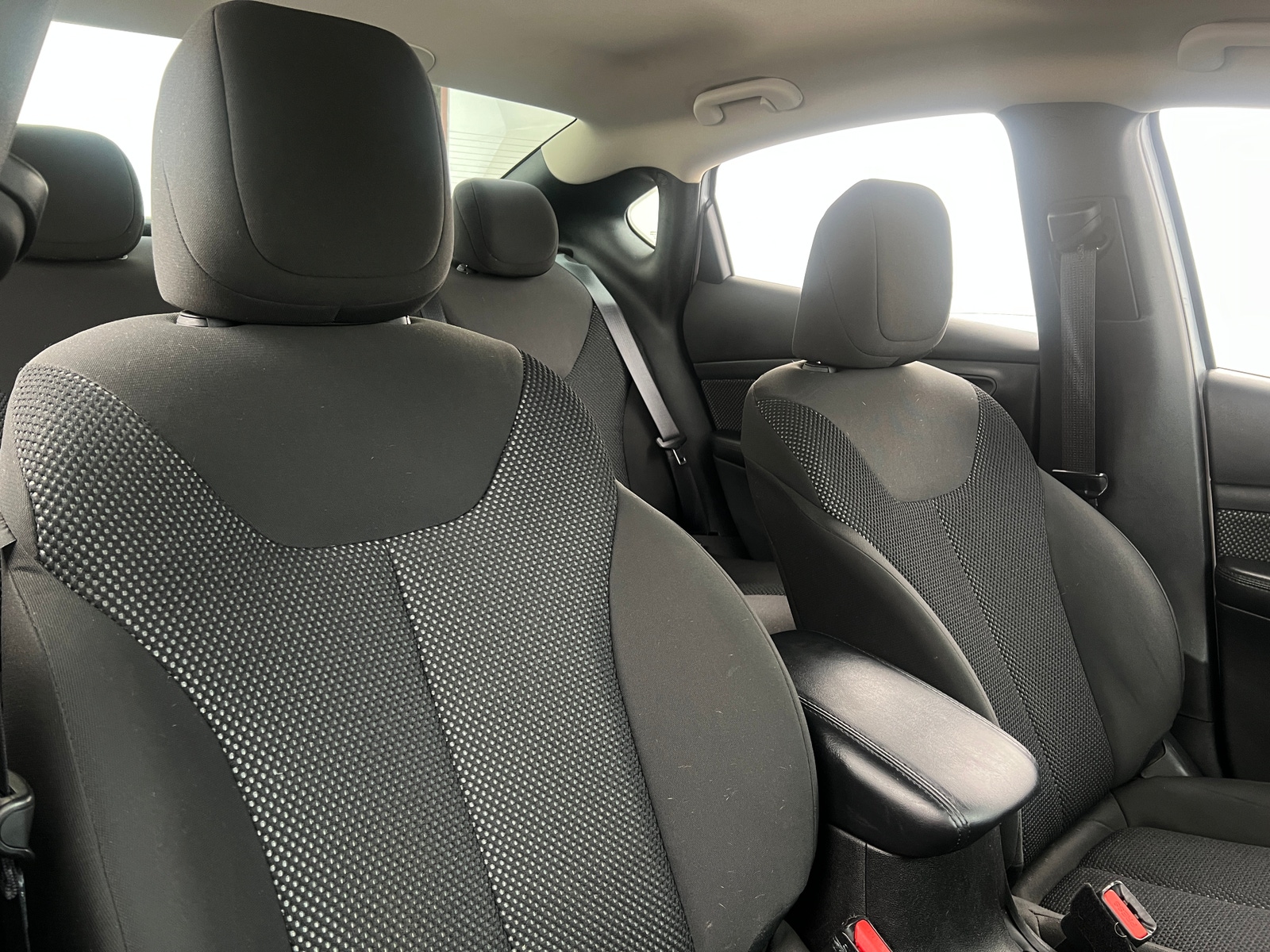 Thumbnail: 2016 Dodge Dart - 2