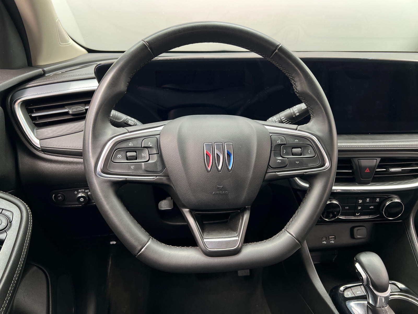 Thumbnail: 2024 Buick Encore GX - 4