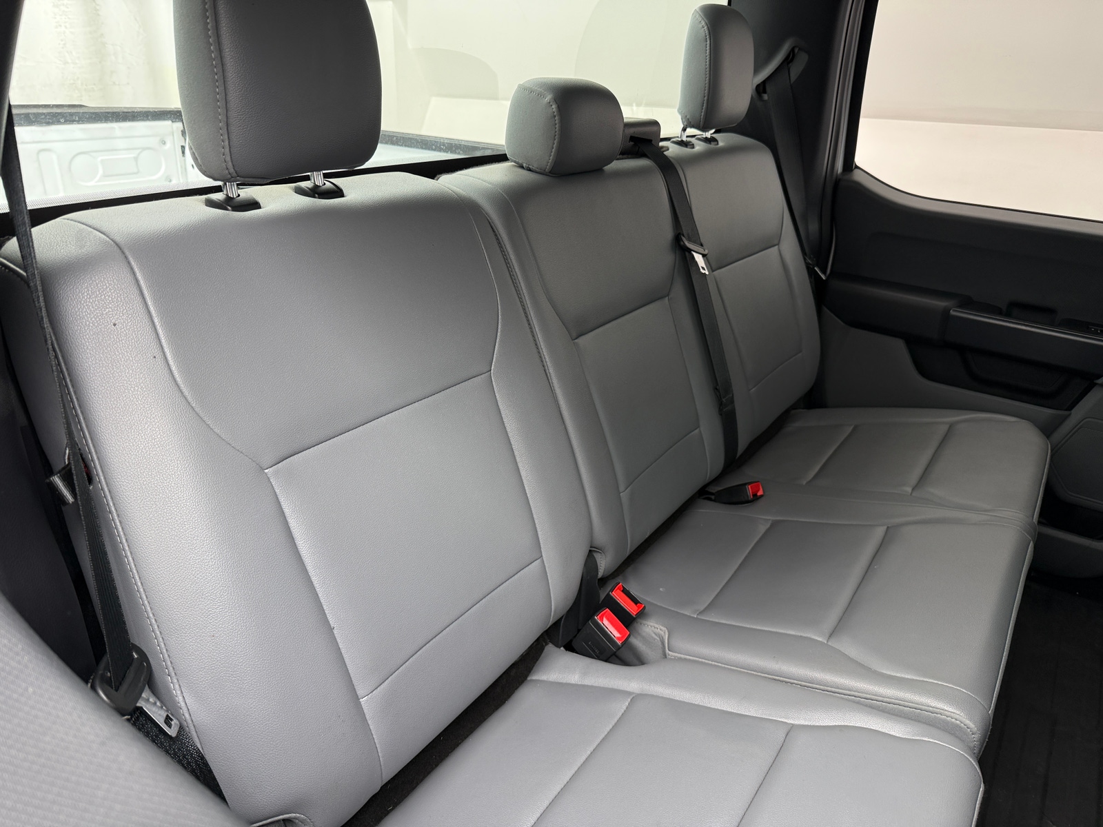 Thumbnail: 2022 Ford Econoline - 6