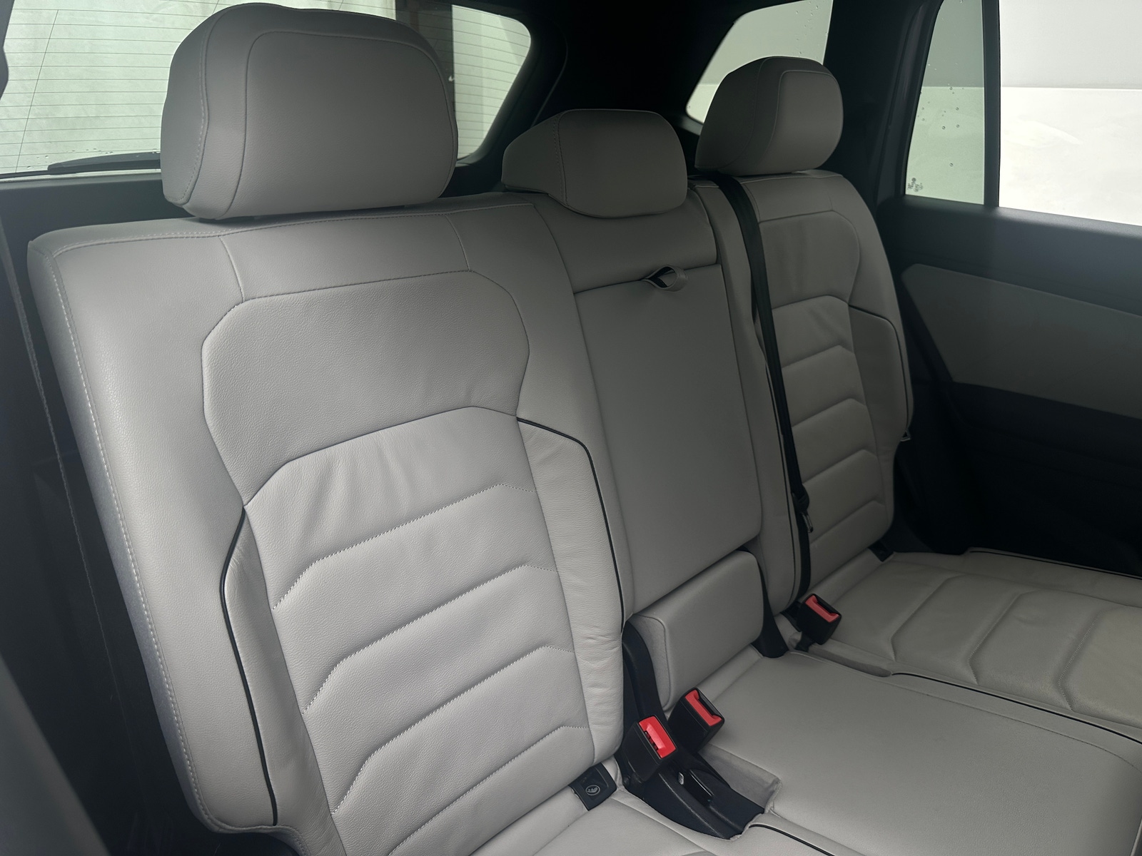 Thumbnail: 2020 Volkswagen Tiguan - 5