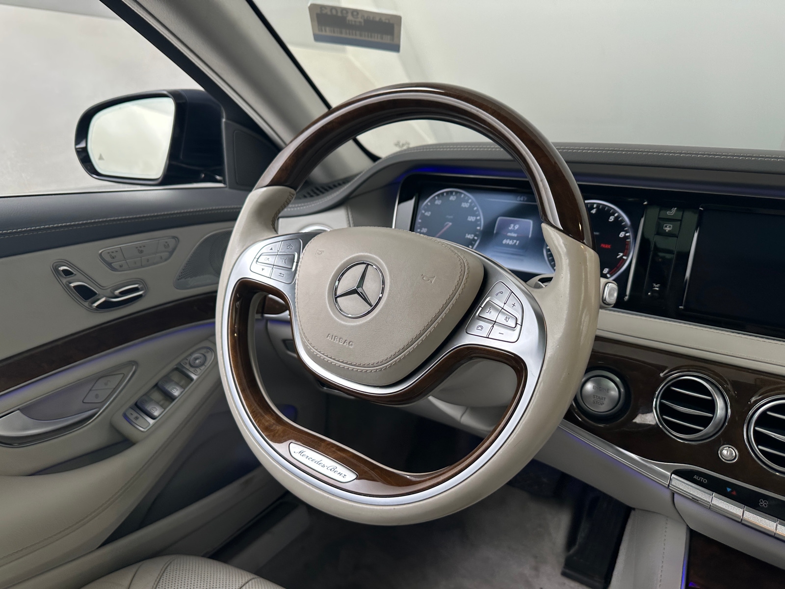 Thumbnail: 2015 Mercedes-Benz S-Class - 4