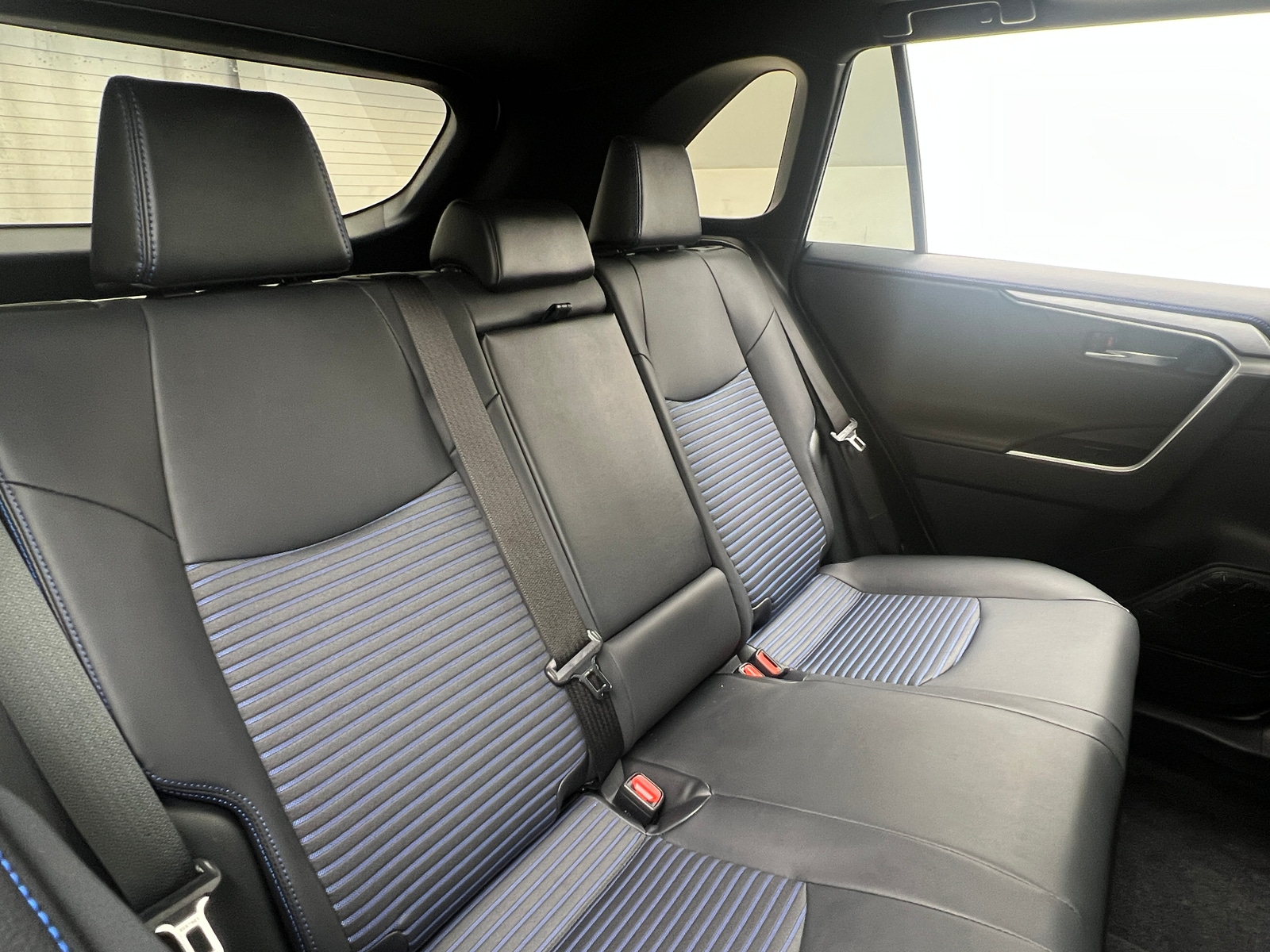 Thumbnail: 2022 Toyota RAV4 - 5