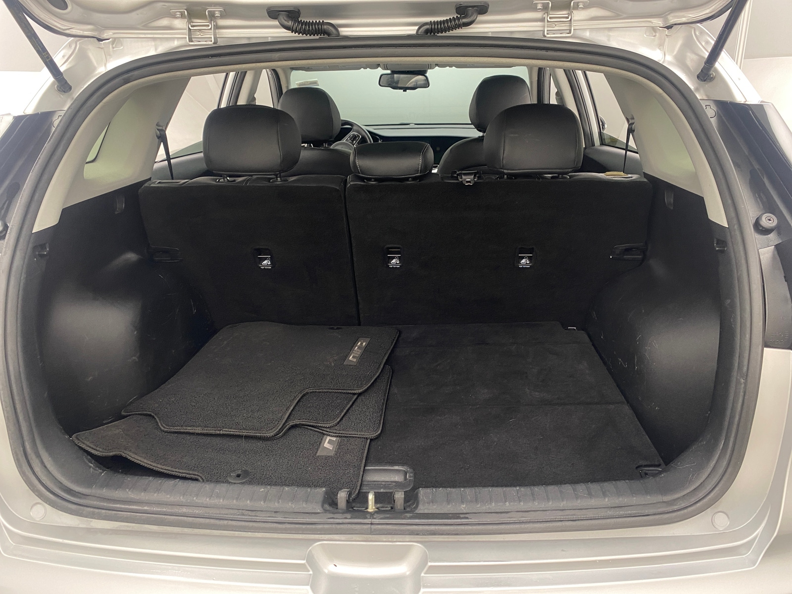 Thumbnail: 2020 Kia Niro - 7