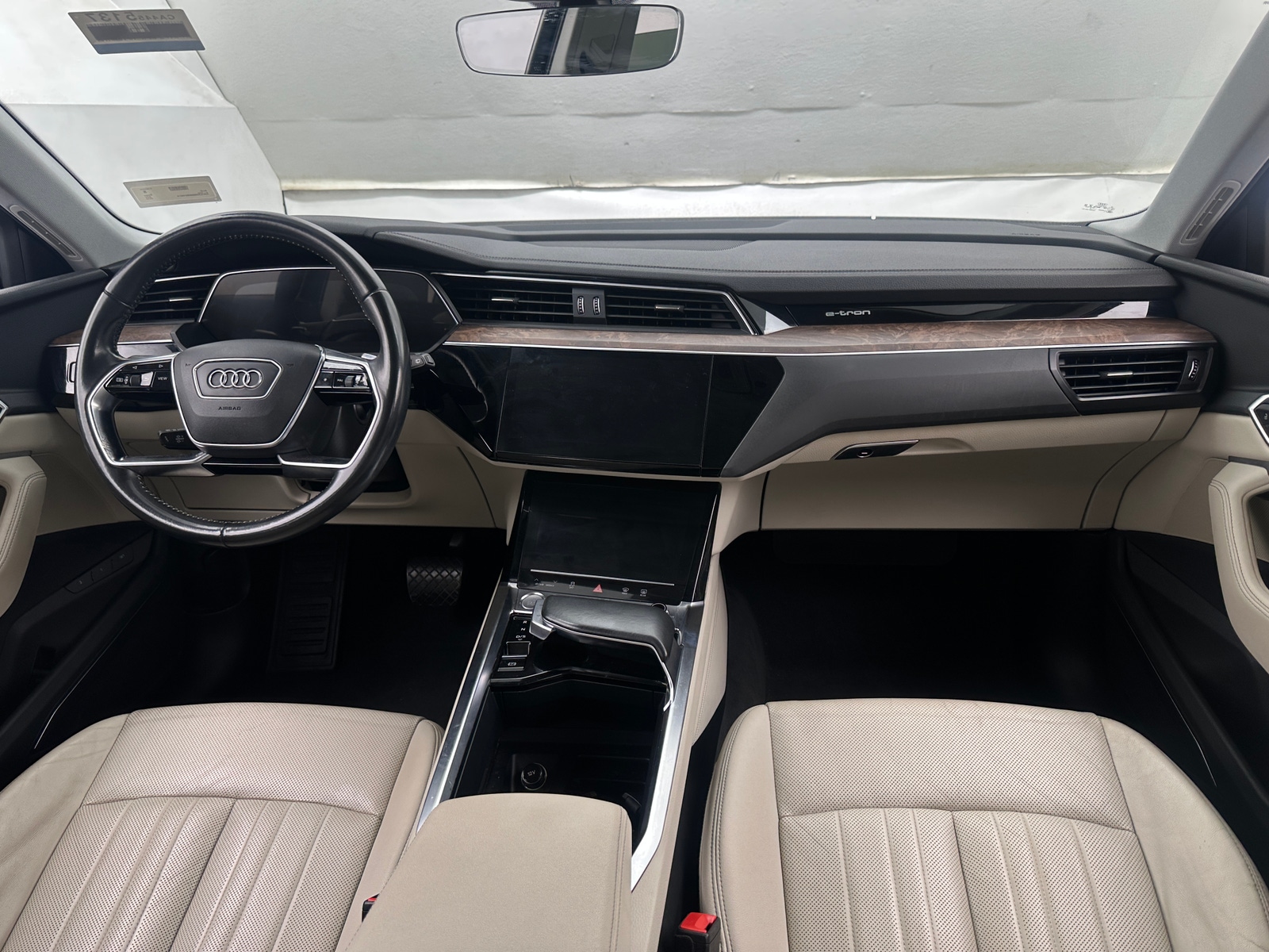 Thumbnail: 2019 Audi e-tron - 2