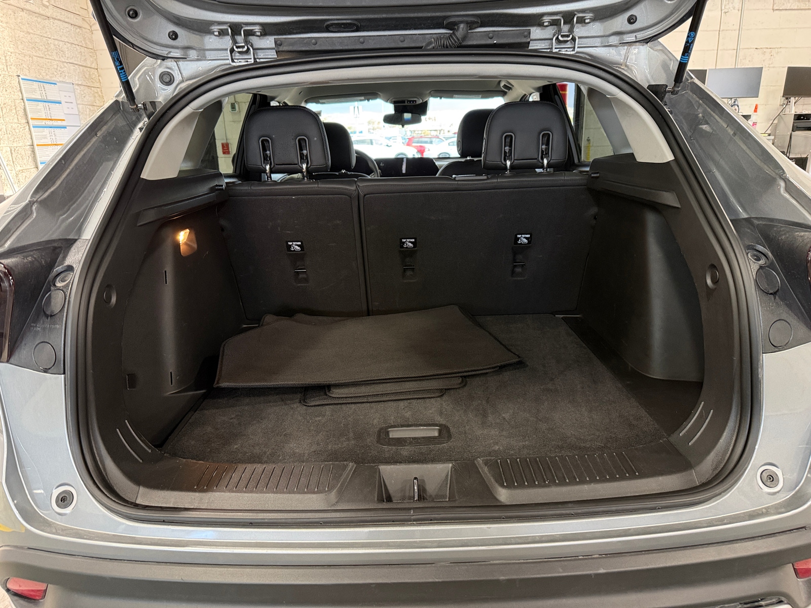 Thumbnail: 2025 Chevrolet Trax - 7