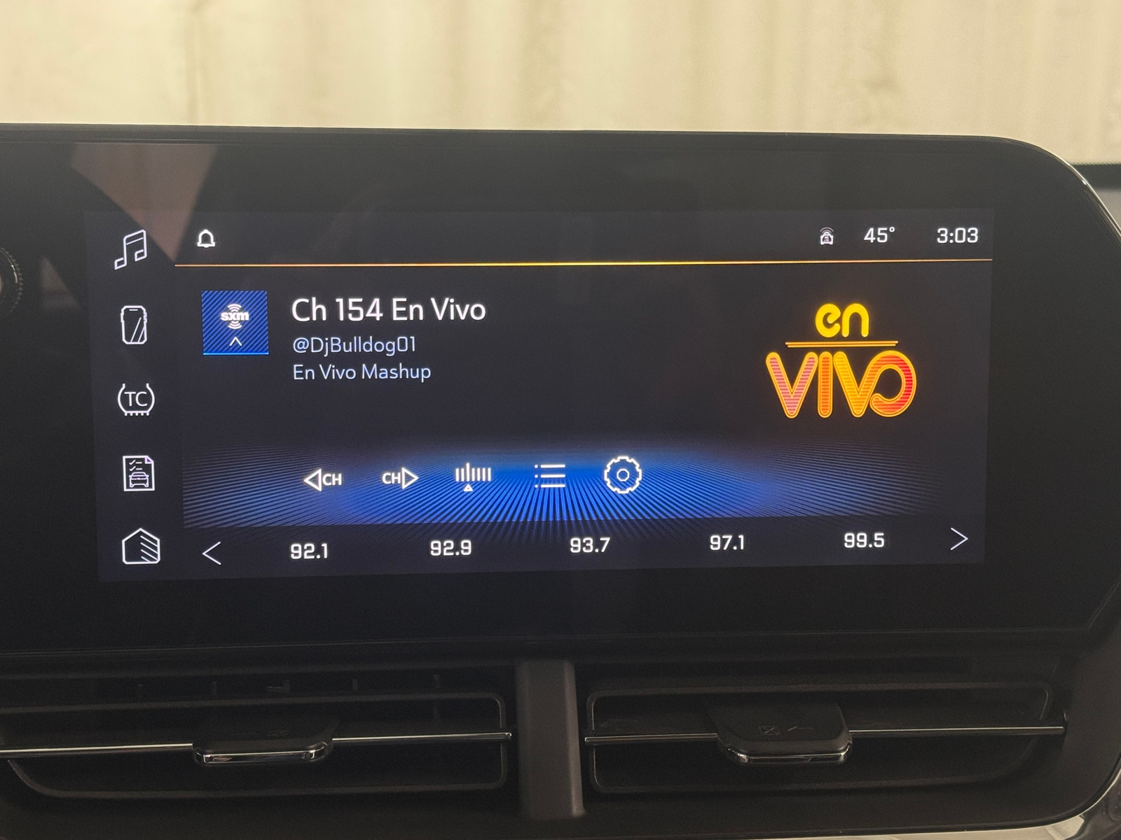 Thumbnail: 2025 Chevrolet Trax - 4