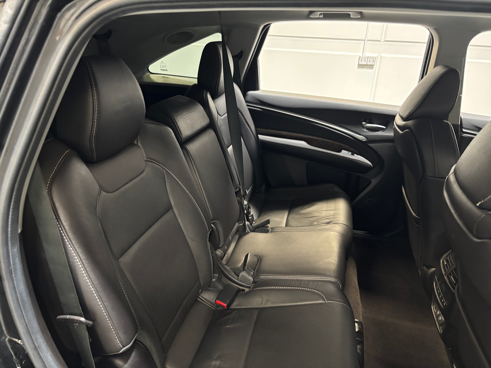 Thumbnail: 2020 Acura MDX - 5