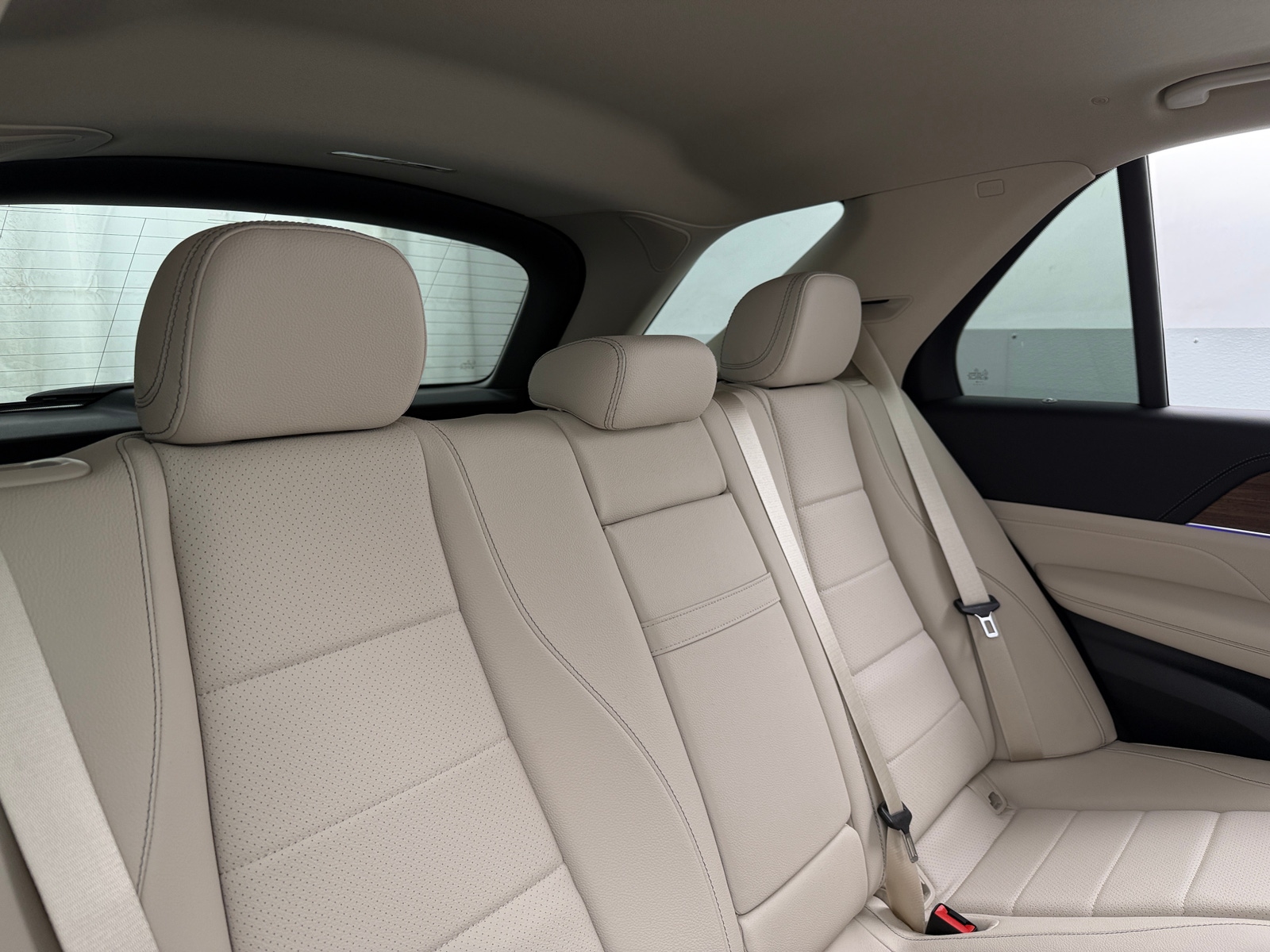 Thumbnail: 2025 Mercedes-Benz GLE - 5