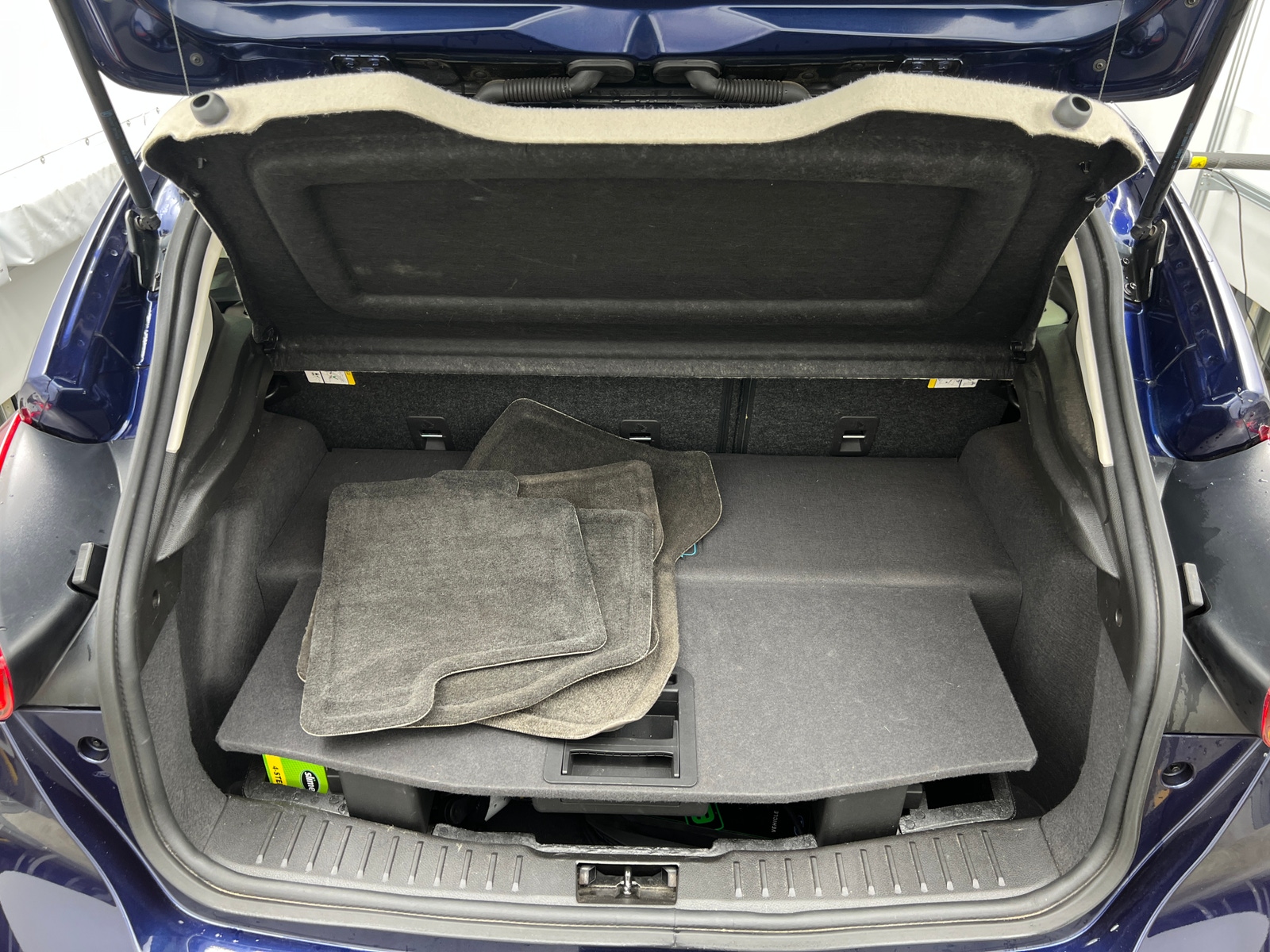 Thumbnail: 2016 Ford Focus - 6