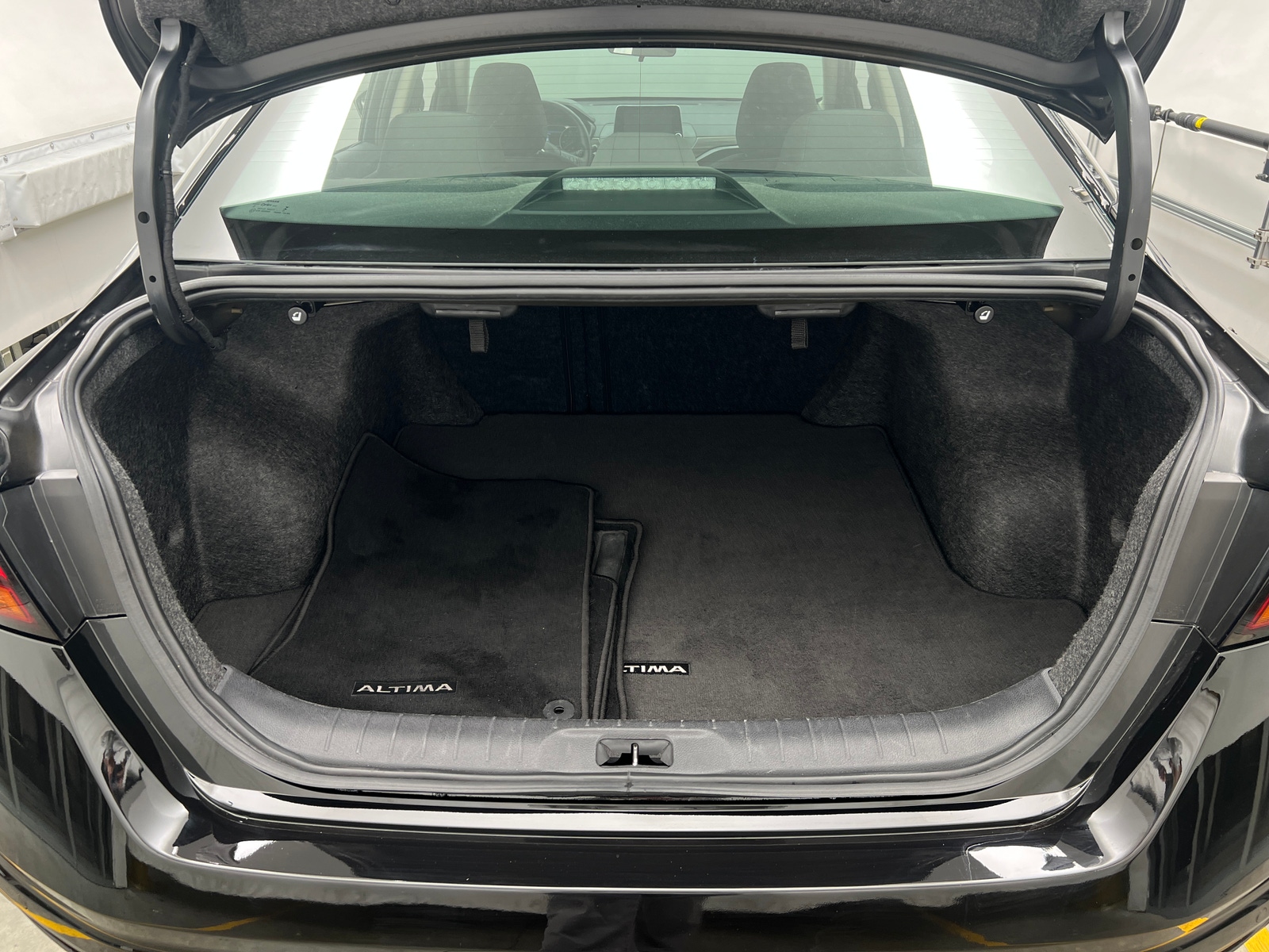 Thumbnail: 2024 Nissan Altima - 7