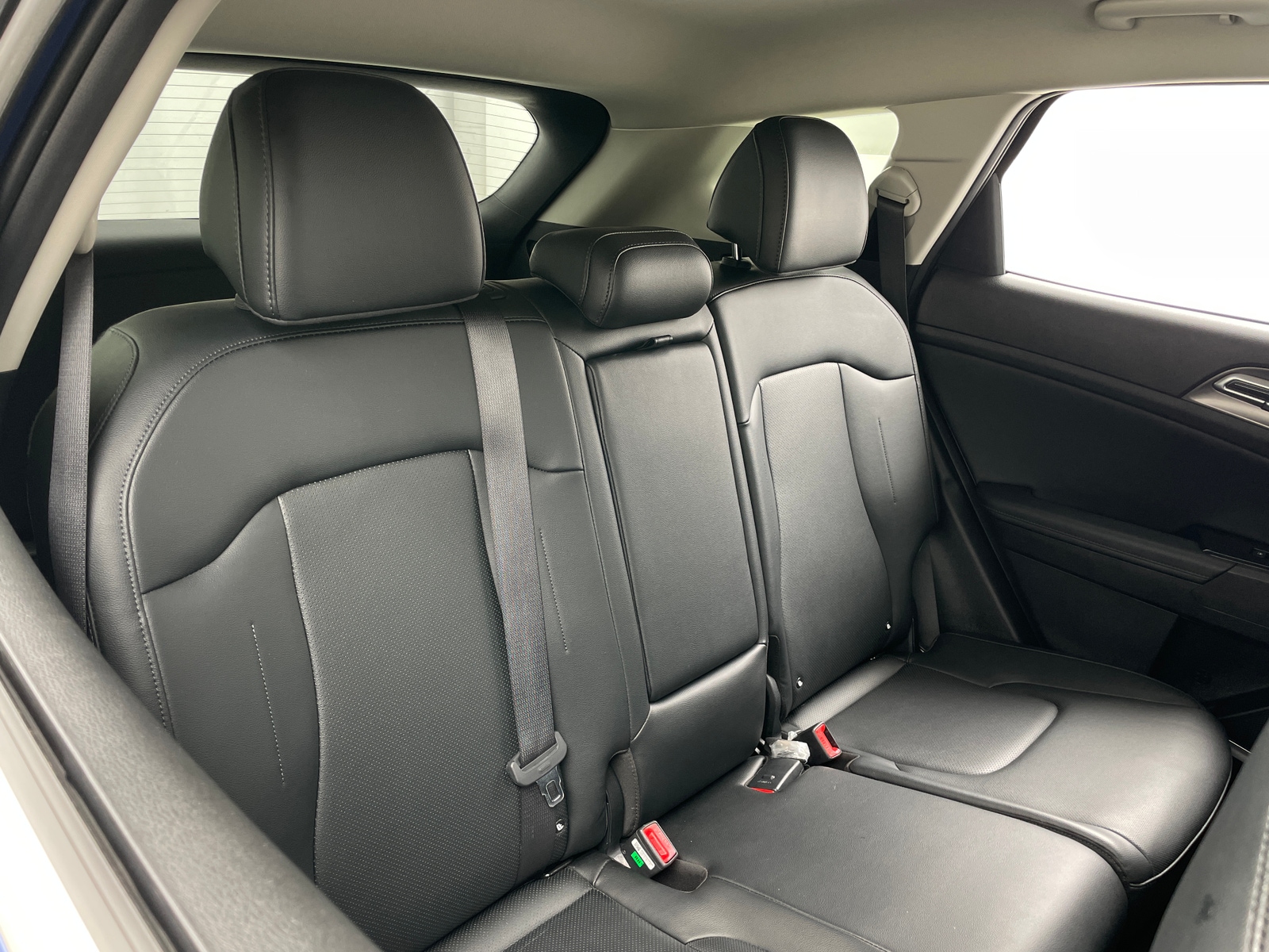 Thumbnail: 2025 Kia Sportage - 6