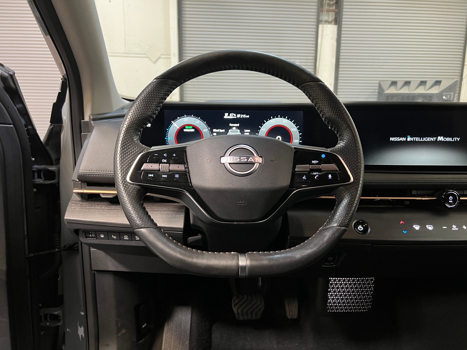 Thumbnail: 2025 Nissan Ariya - 4