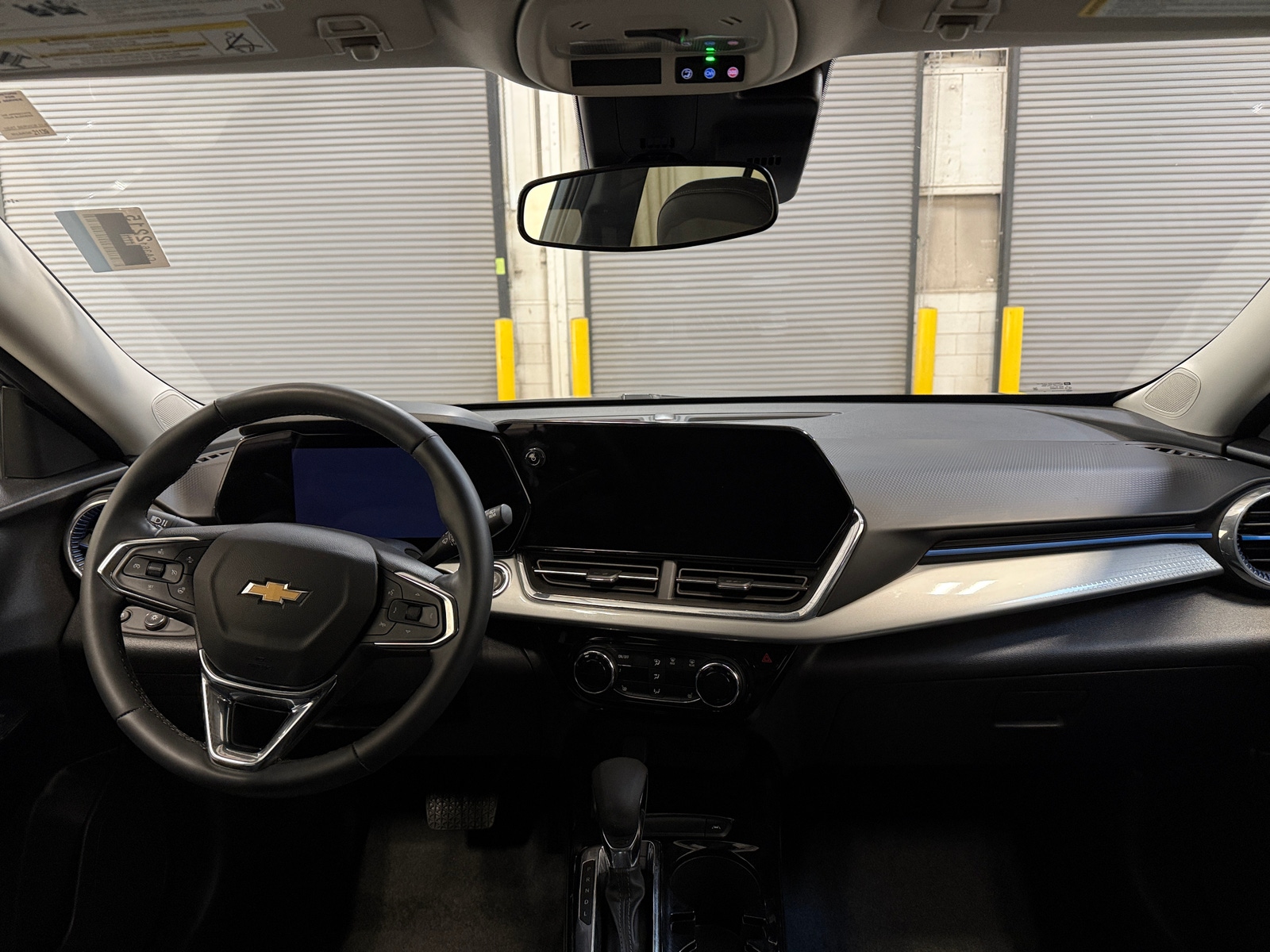 Thumbnail: 2025 Chevrolet Trax - 3