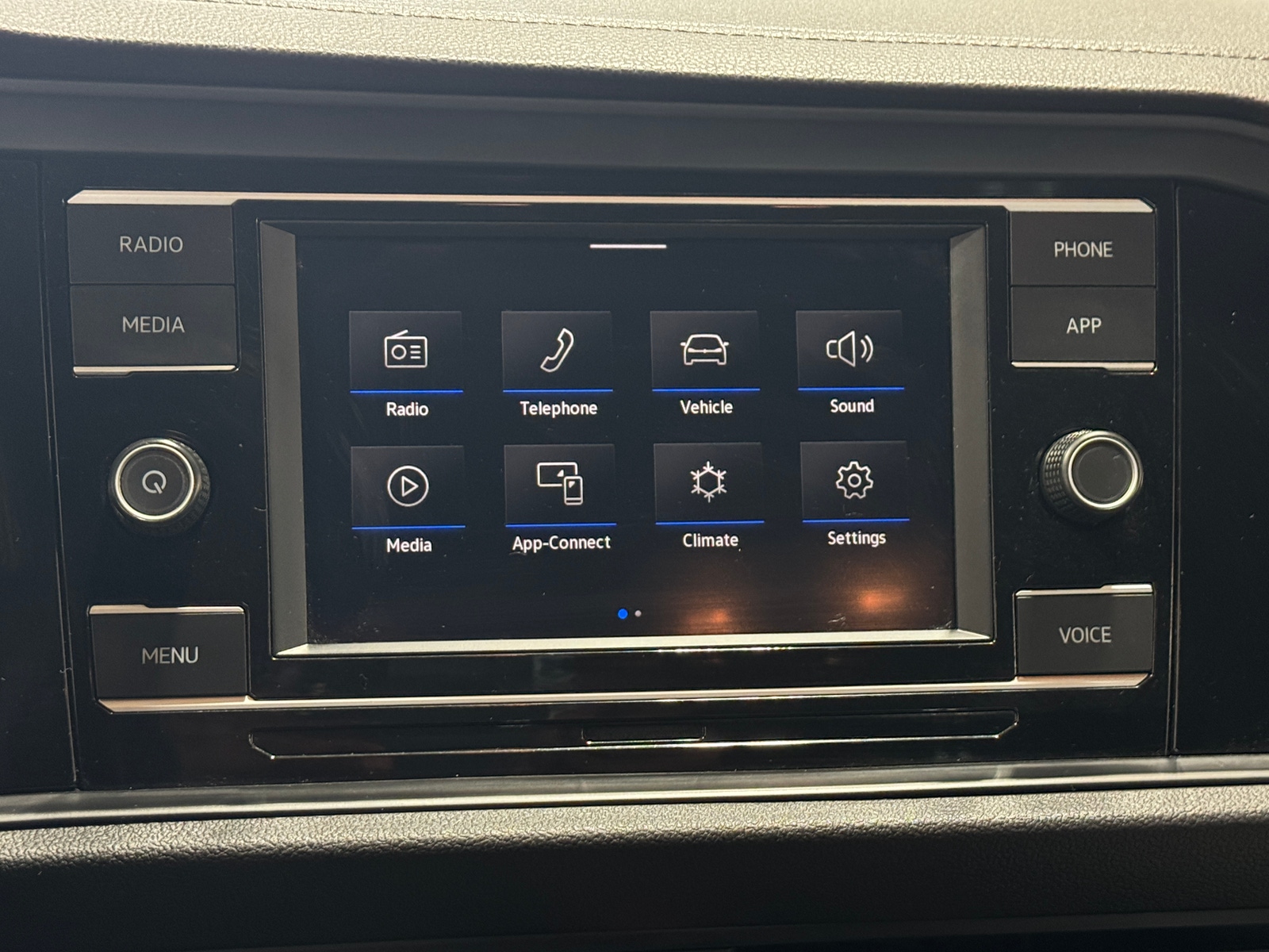 Thumbnail: 2020 Volkswagen Jetta - 3