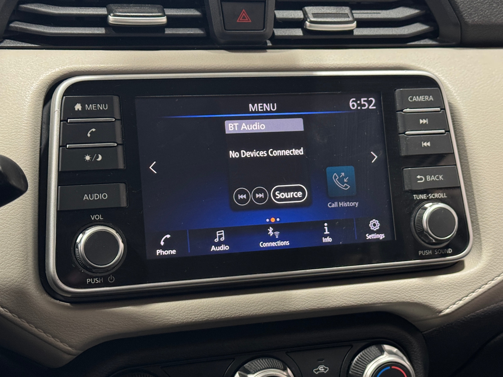 Thumbnail: 2021 Nissan Versa - 4