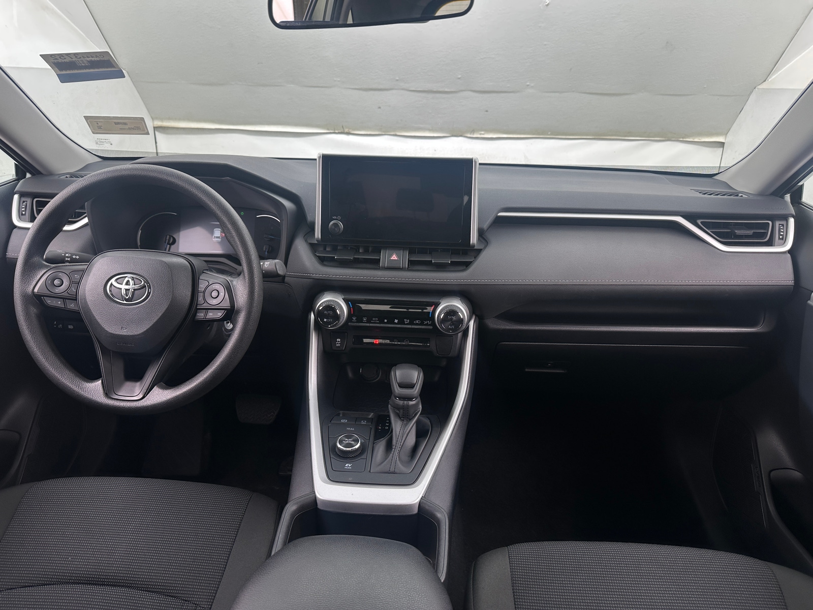 Thumbnail: 2025 Toyota RAV4 - 3