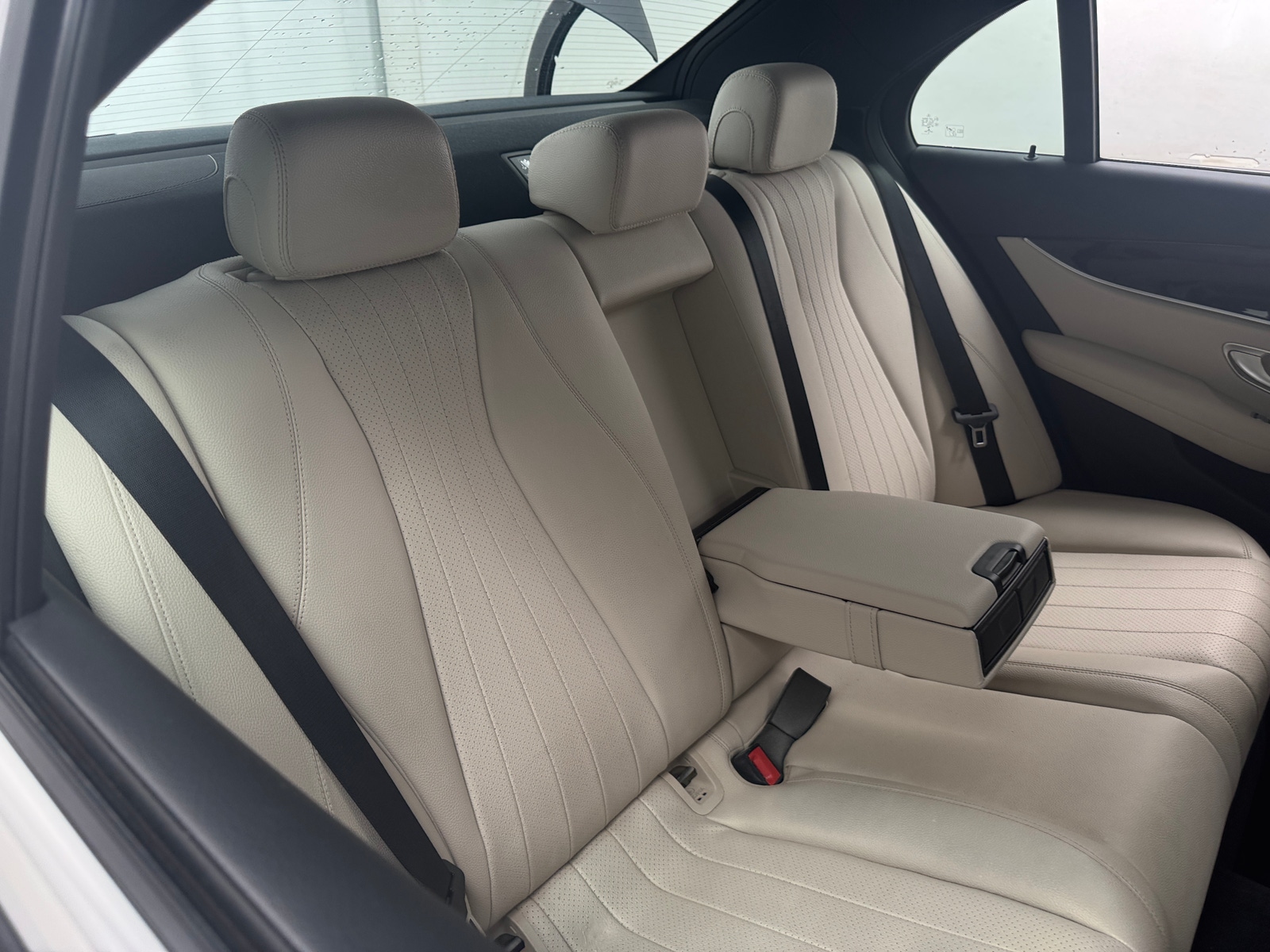 Thumbnail: 2020 Mercedes-Benz E-Class - 5