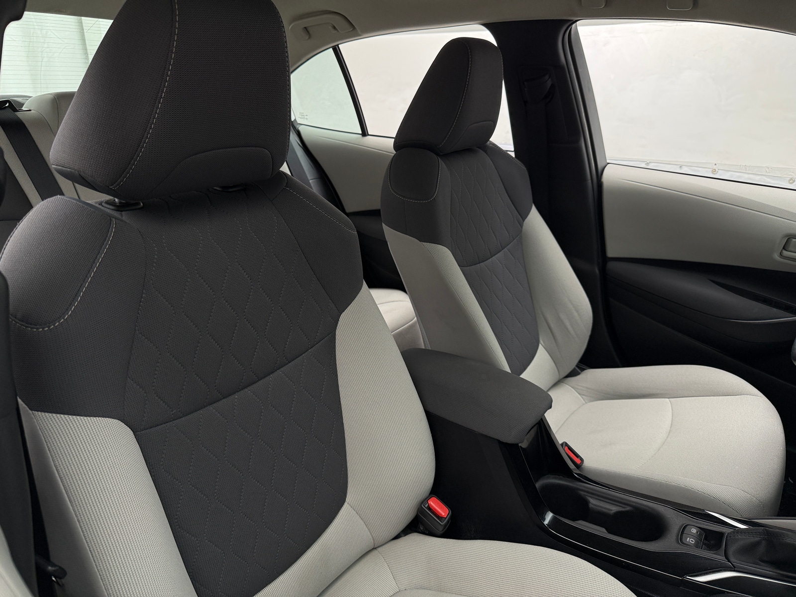 Thumbnail: 2022 Toyota Corolla - 2