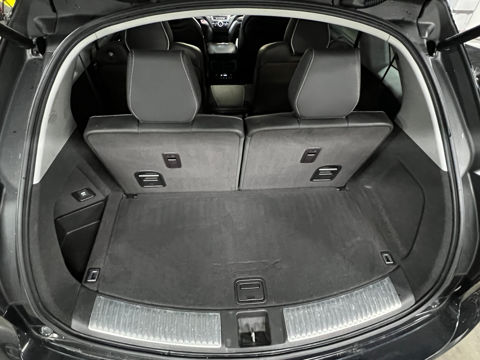 Thumbnail: 2019 Acura MDX - 6