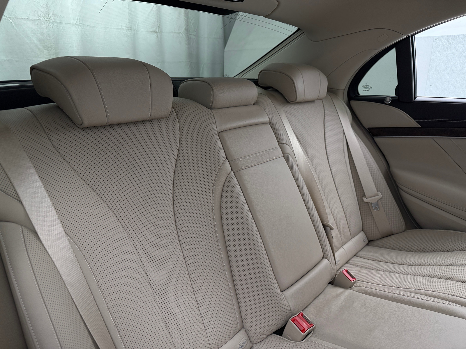 Thumbnail: 2016 Mercedes-Benz S-Class - 5