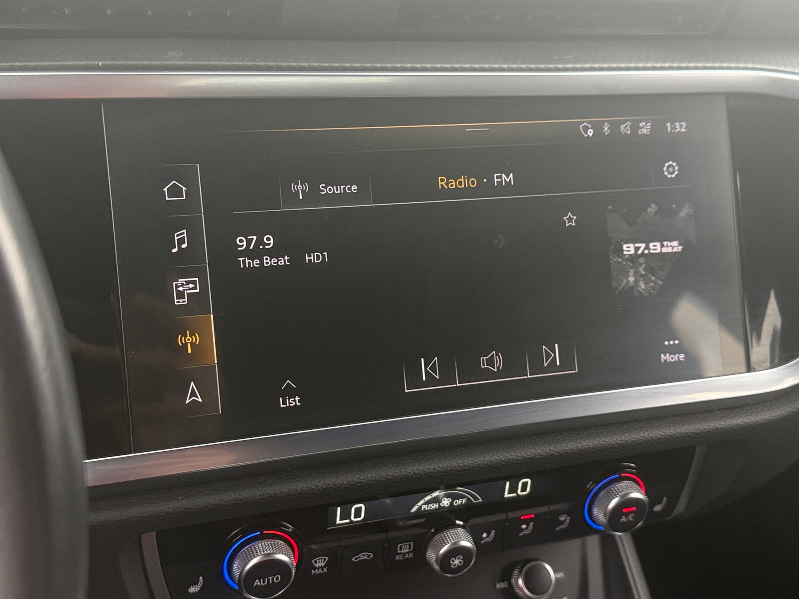 Thumbnail: 2019 Audi Q3 - 3