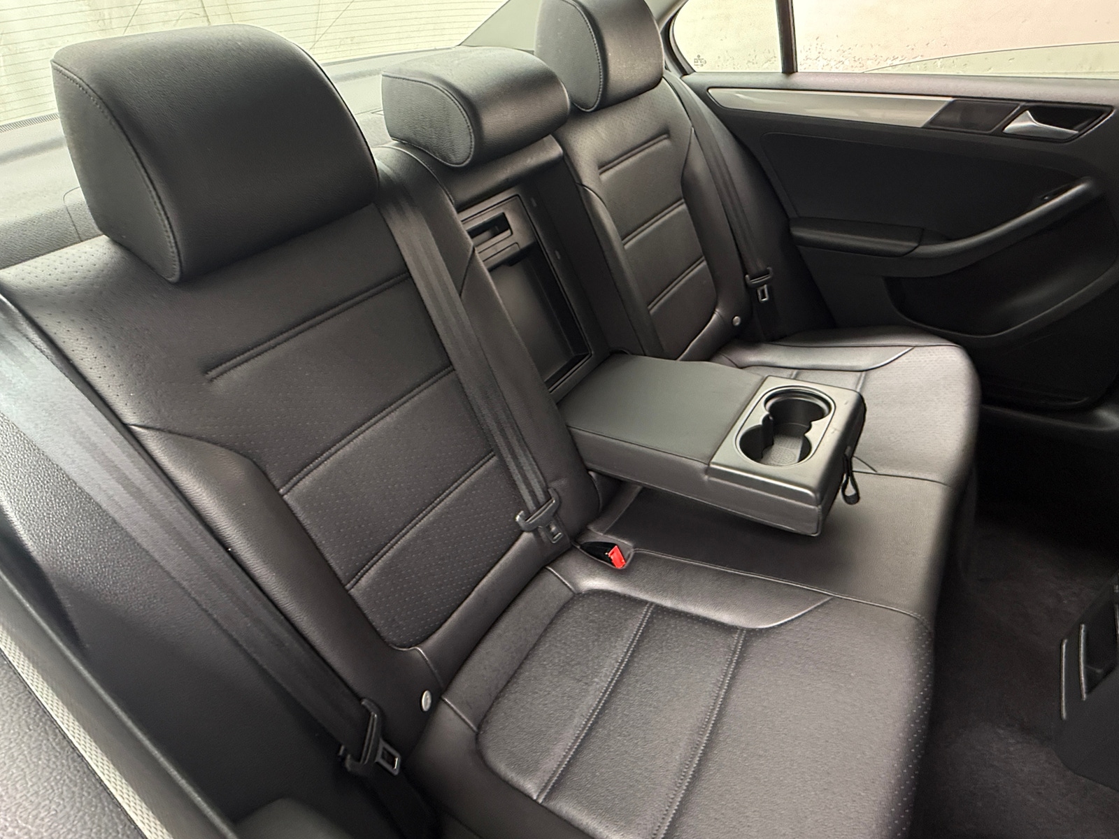 Thumbnail: 2017 Volkswagen Jetta - 5