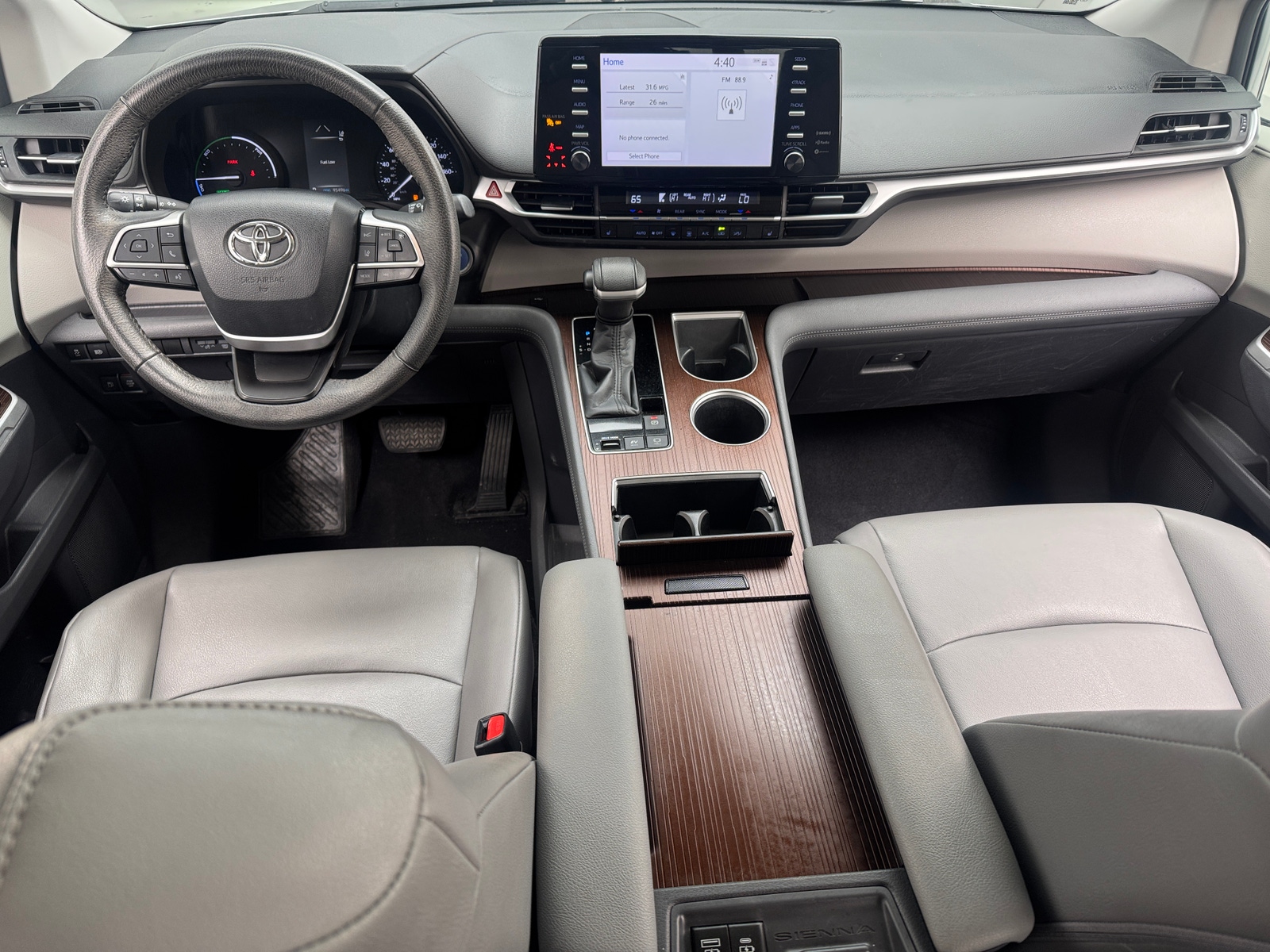 Thumbnail: 2022 Toyota Sienna - 2