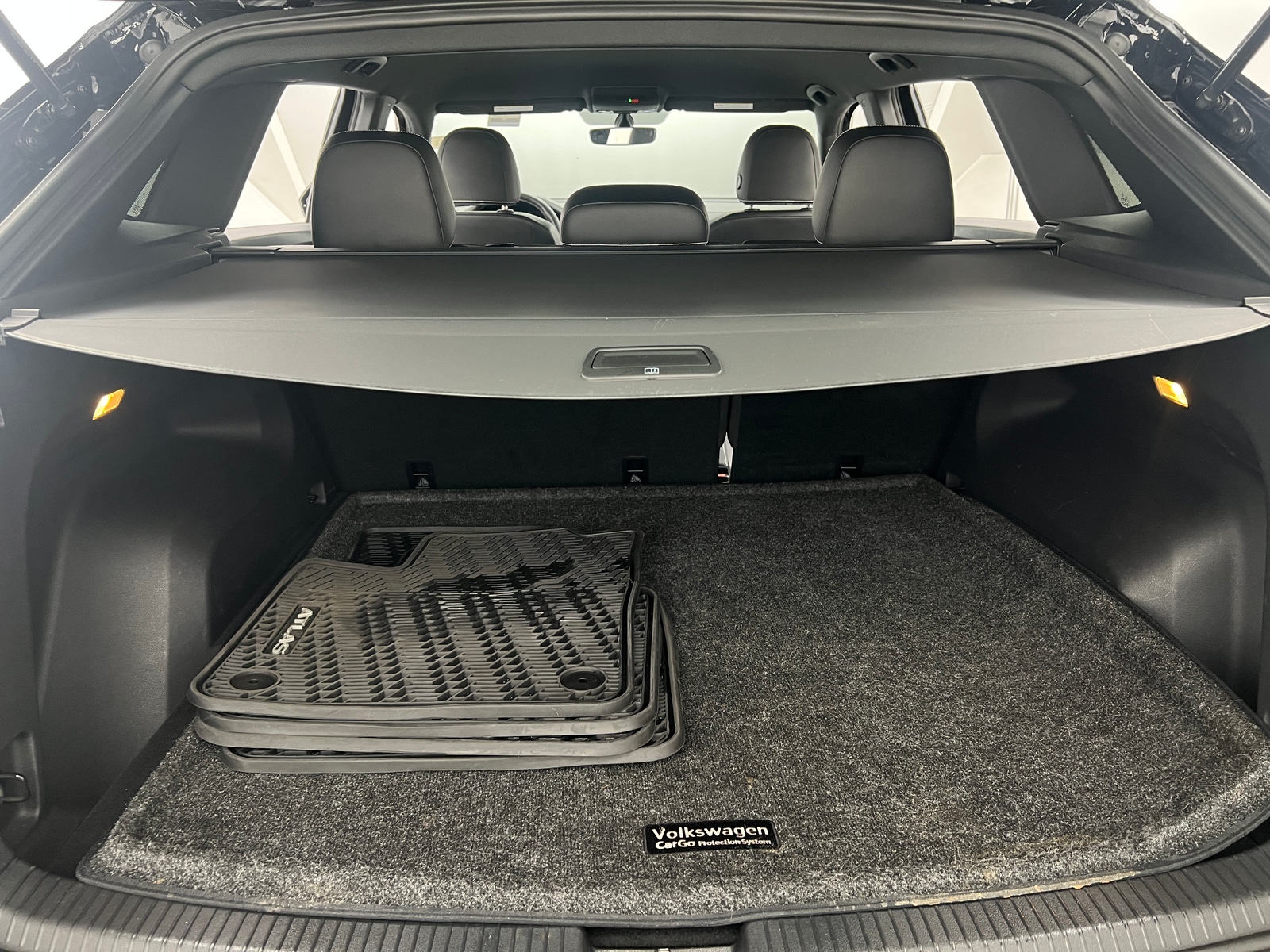 Thumbnail: 2023 Volkswagen Atlas - 6