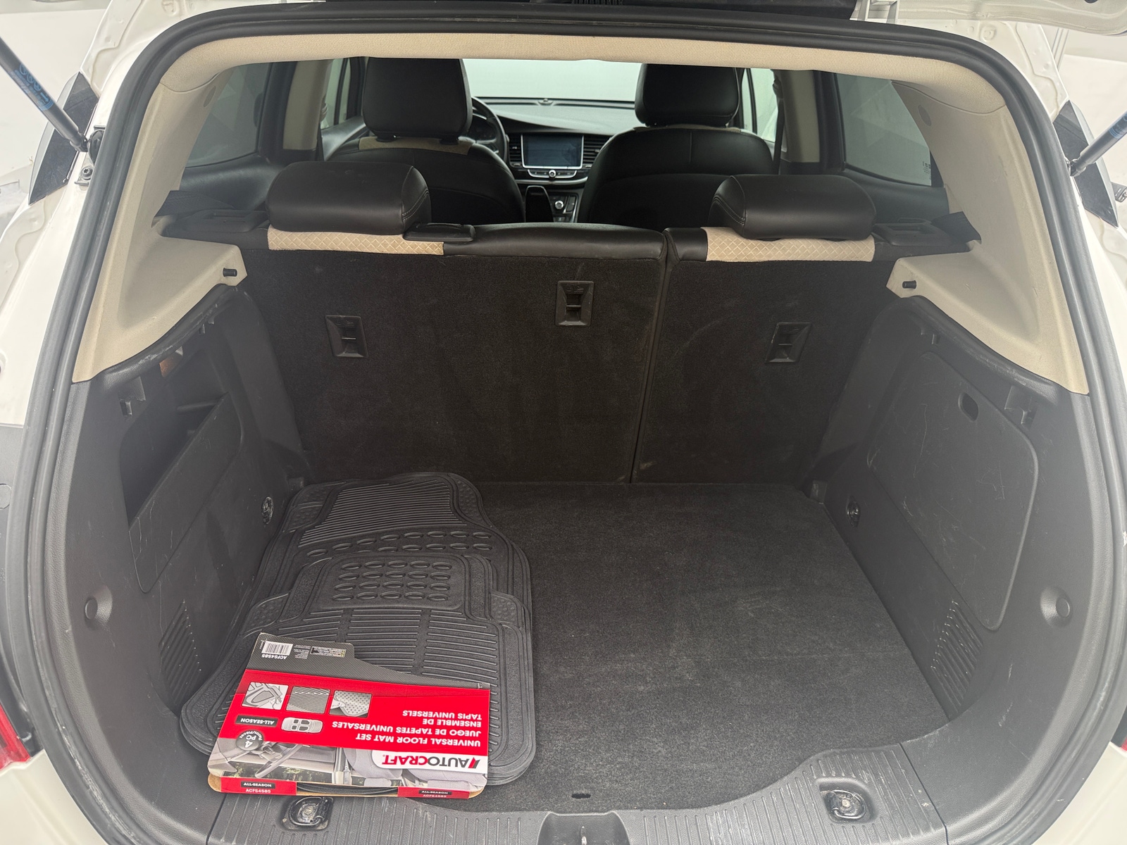 Thumbnail: 2021 Buick Encore - 6