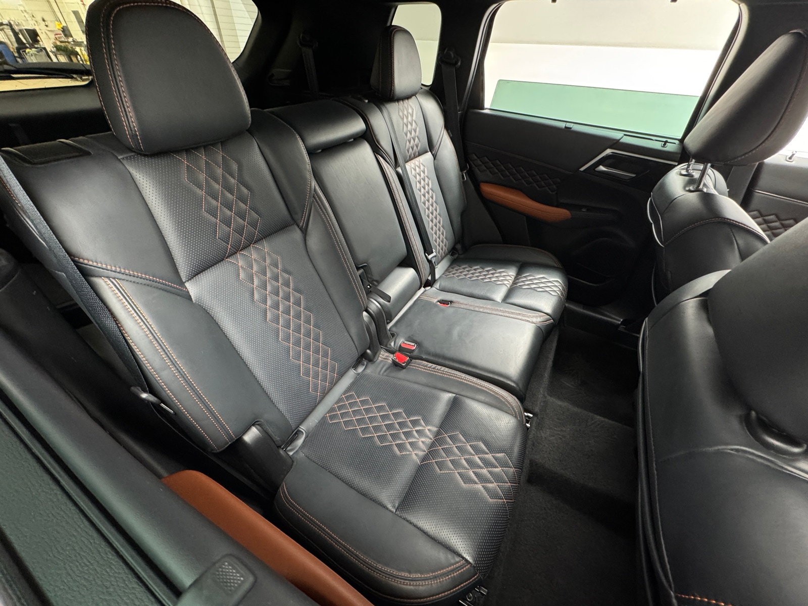 Thumbnail: 2022 Mitsubishi Outlander - 5