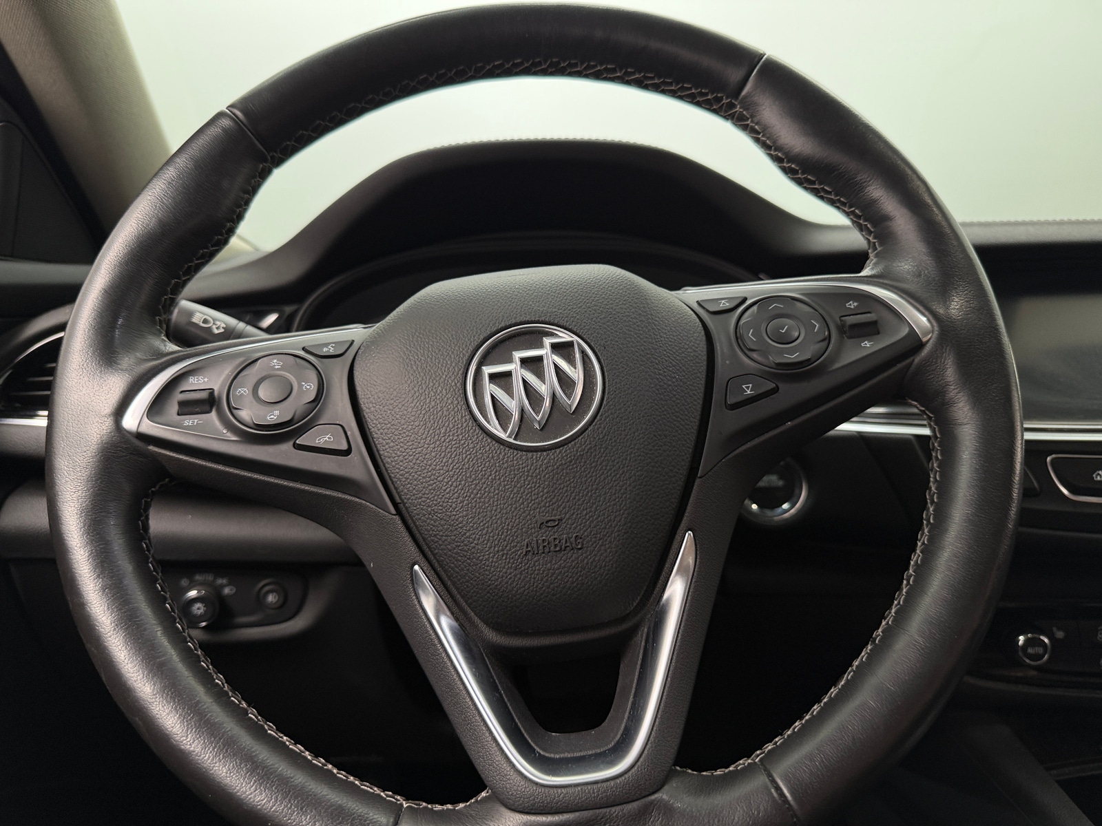 Thumbnail: 2019 Buick Regal - 4