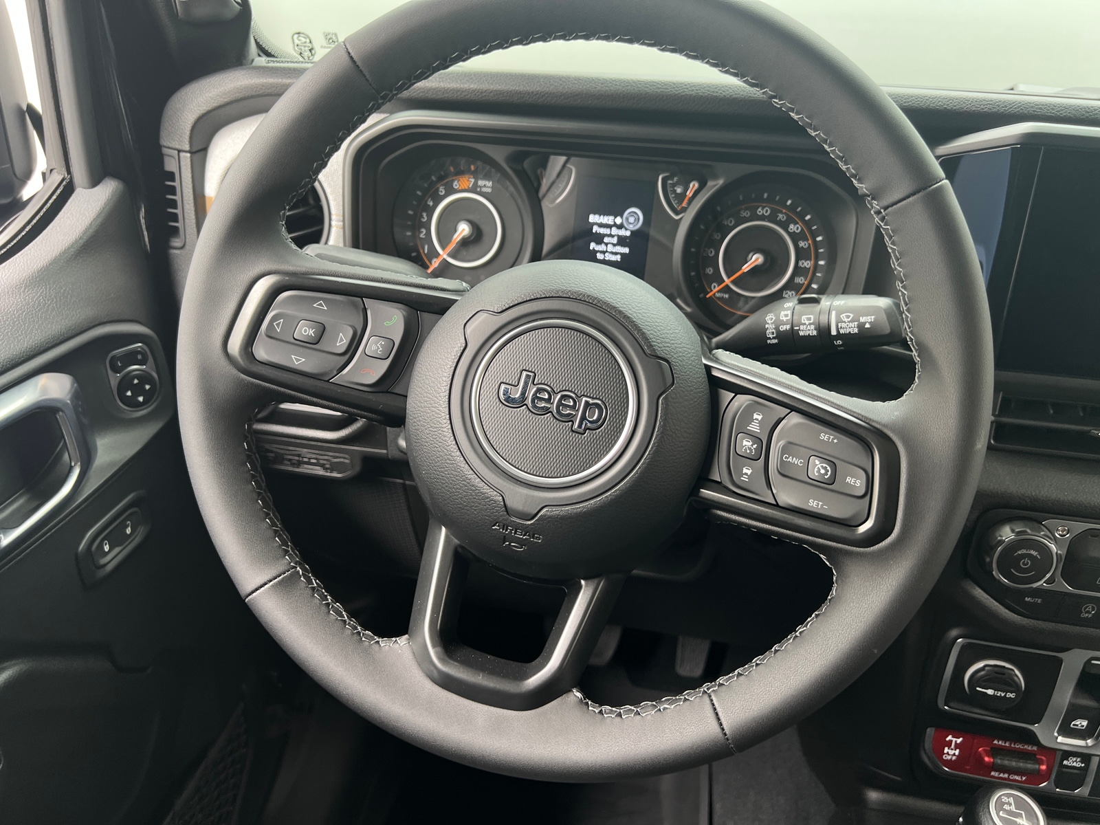 Thumbnail: 2026 Jeep Wrangler - 5