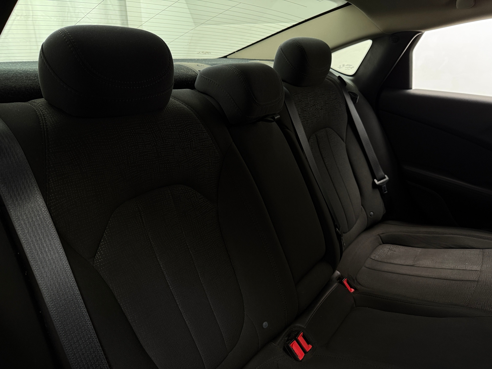 Thumbnail: 2016 Chrysler 200 - 6