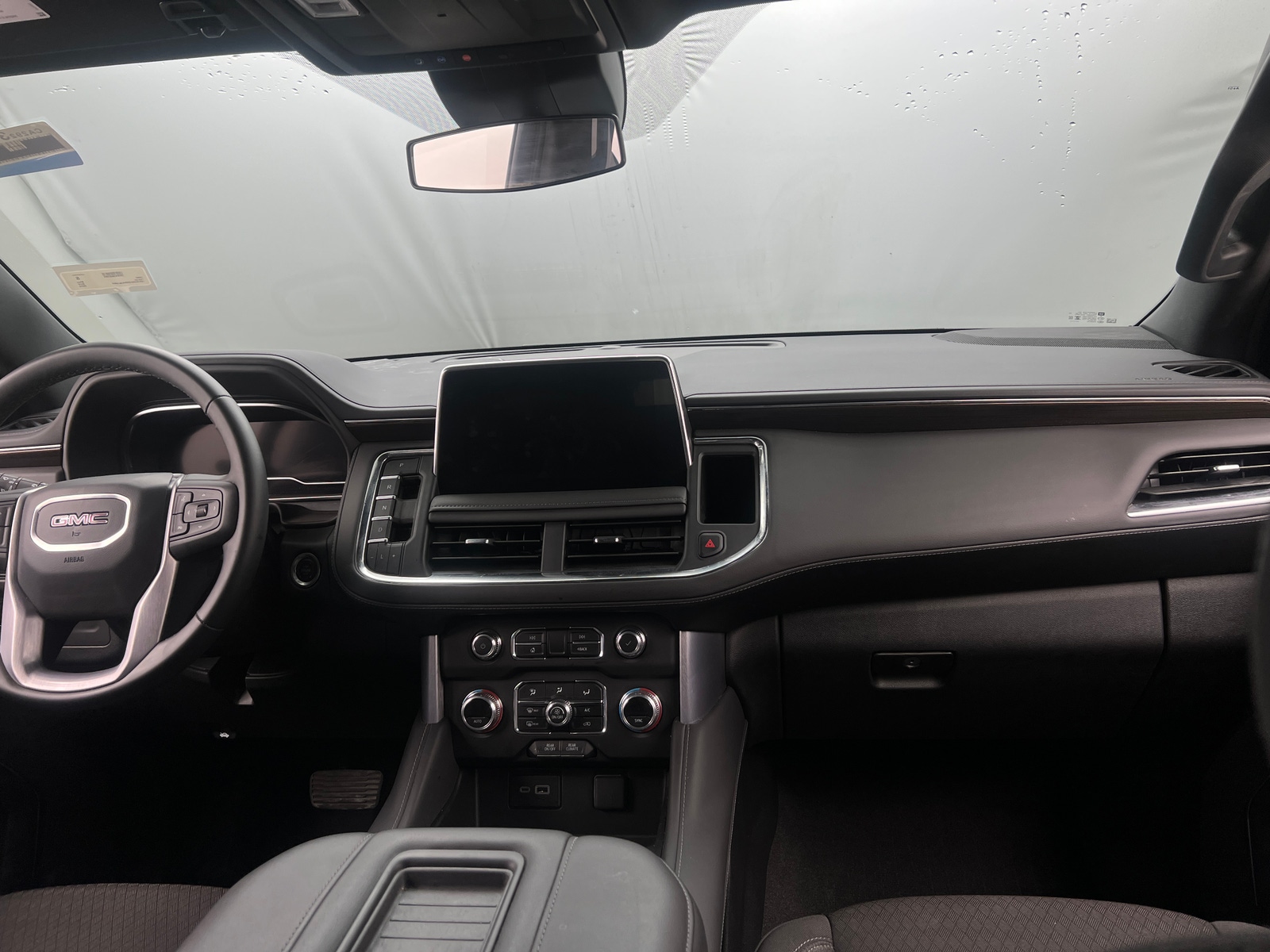 Thumbnail: 2024 GMC Yukon - 3