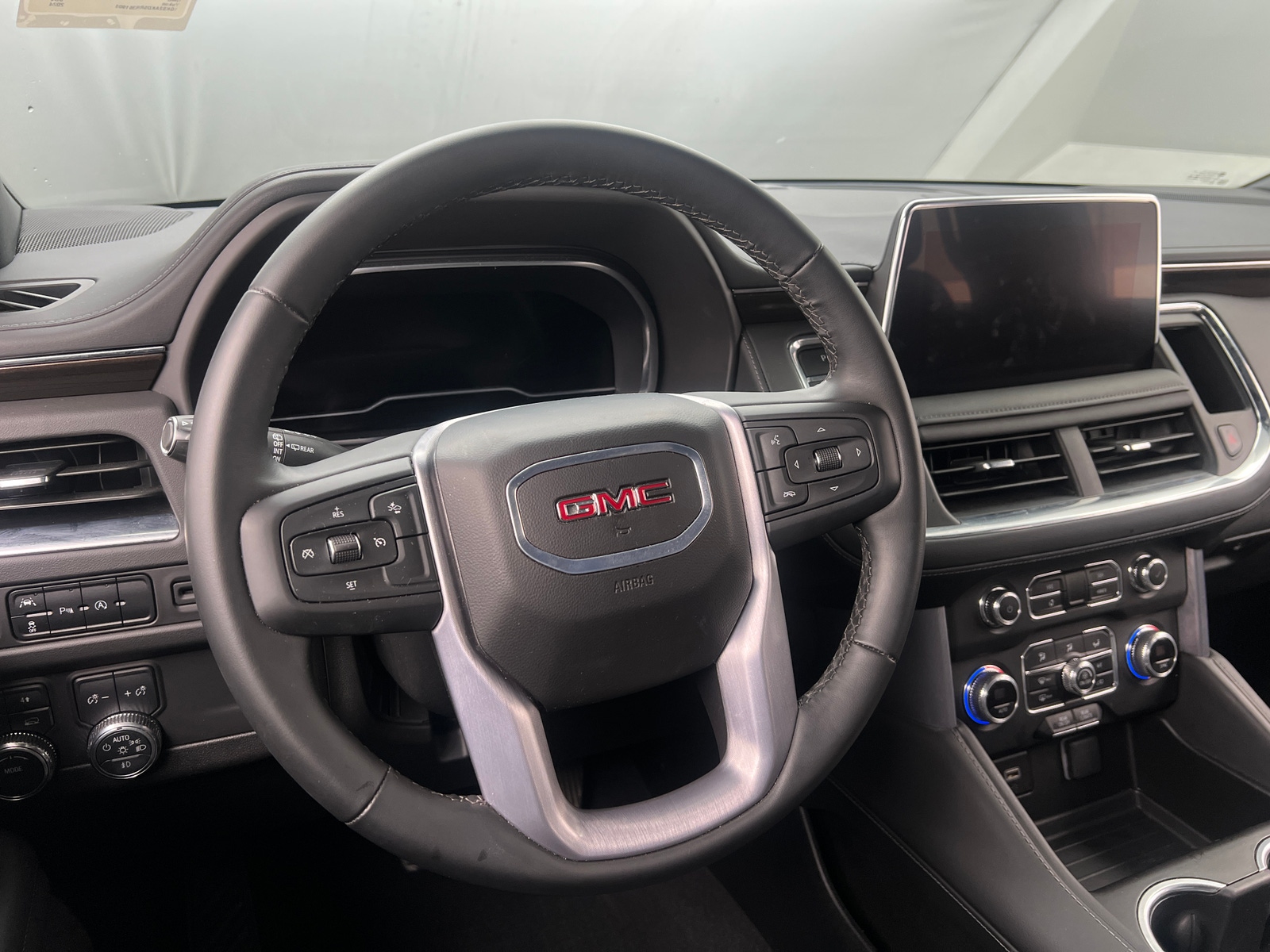 Thumbnail: 2024 GMC Yukon - 5