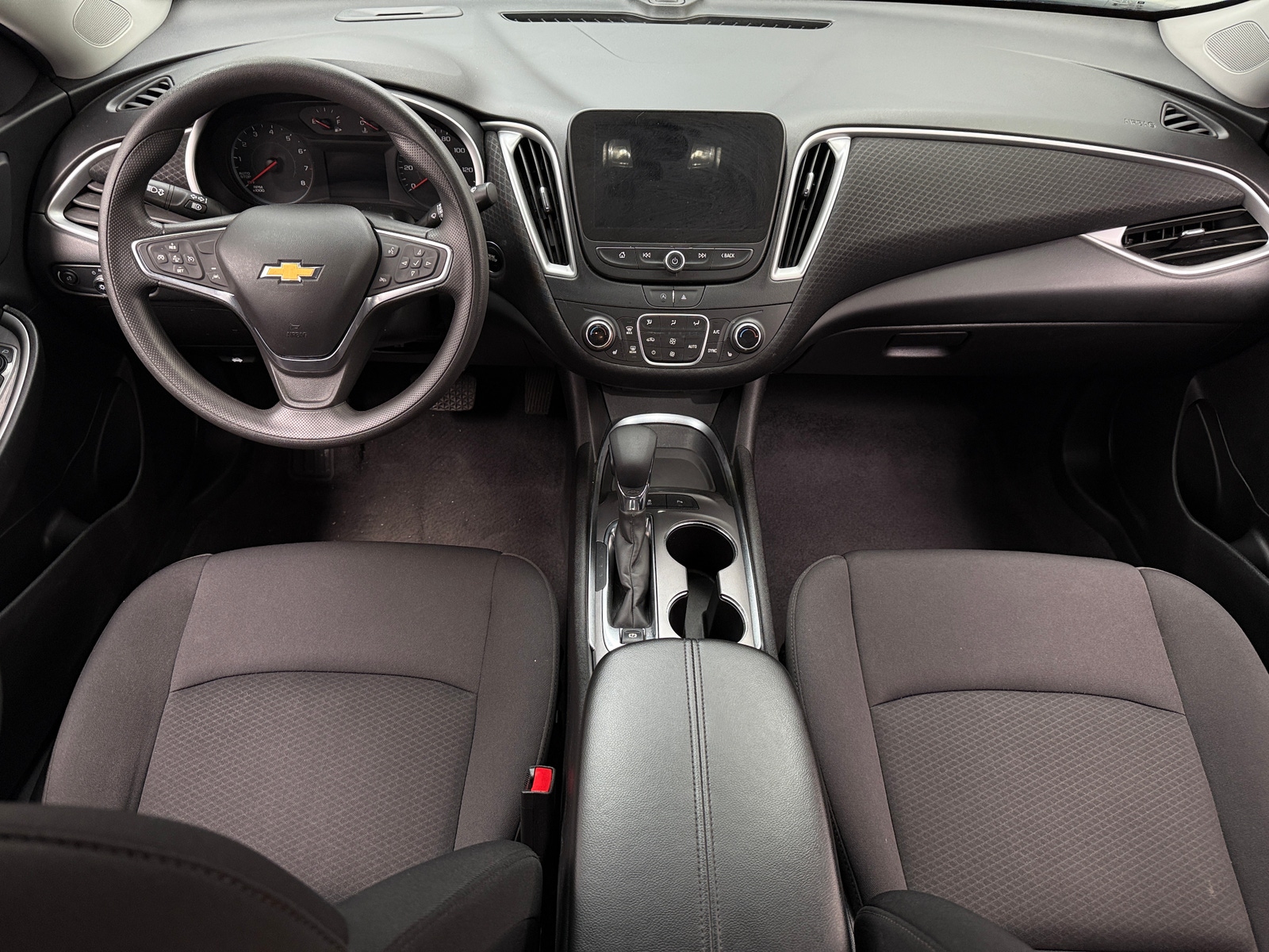 Thumbnail: 2024 Chevrolet Malibu - 3