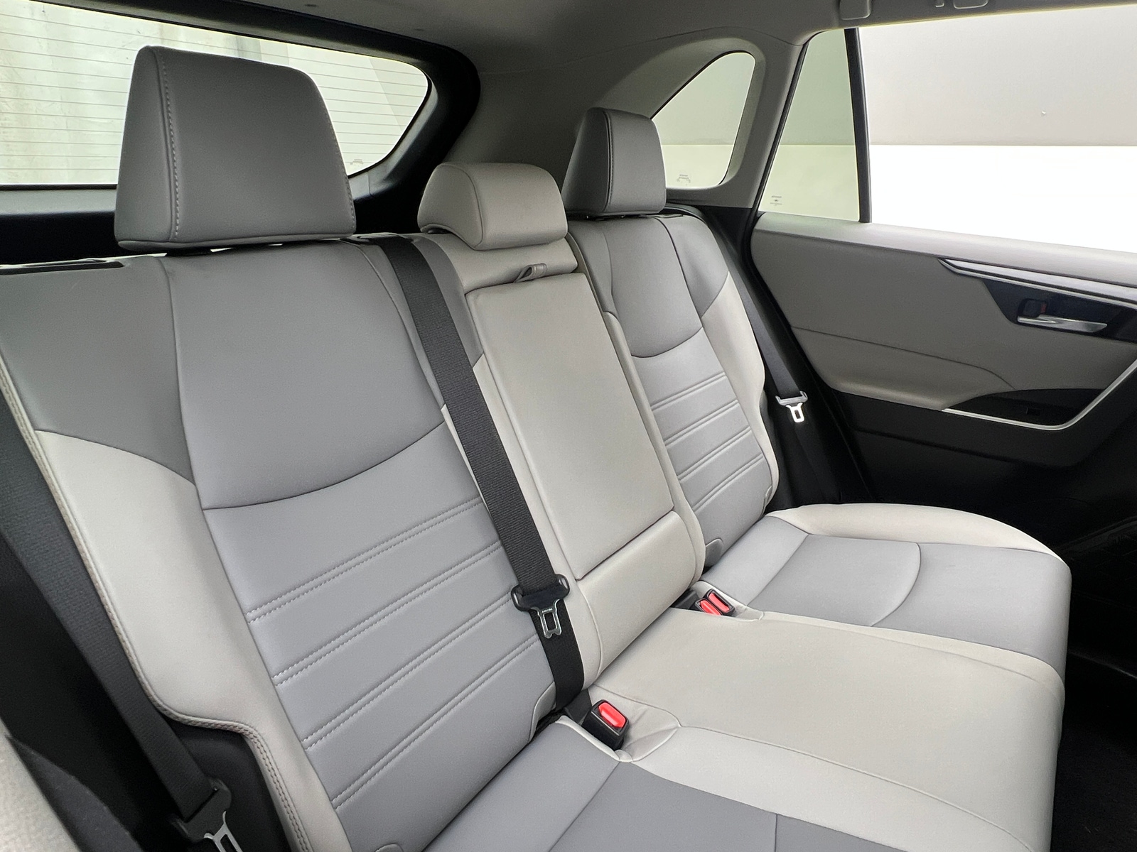 Thumbnail: 2022 Toyota RAV4 - 5