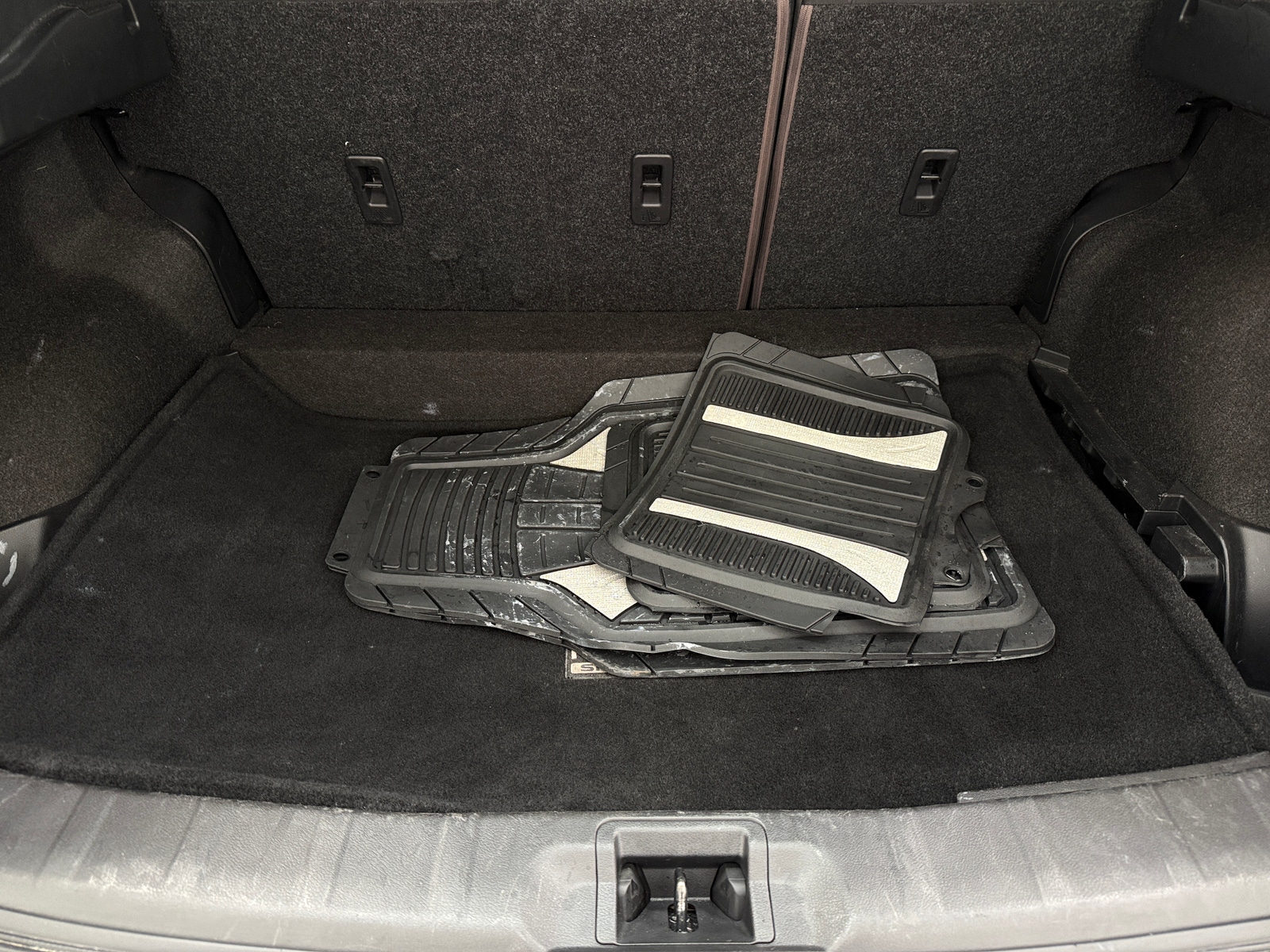 Thumbnail: 2021 Nissan Rogue Sport - 7