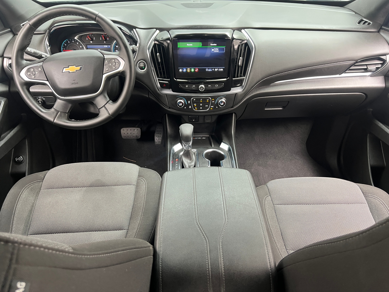 Thumbnail: 2023 Chevrolet Traverse - 3