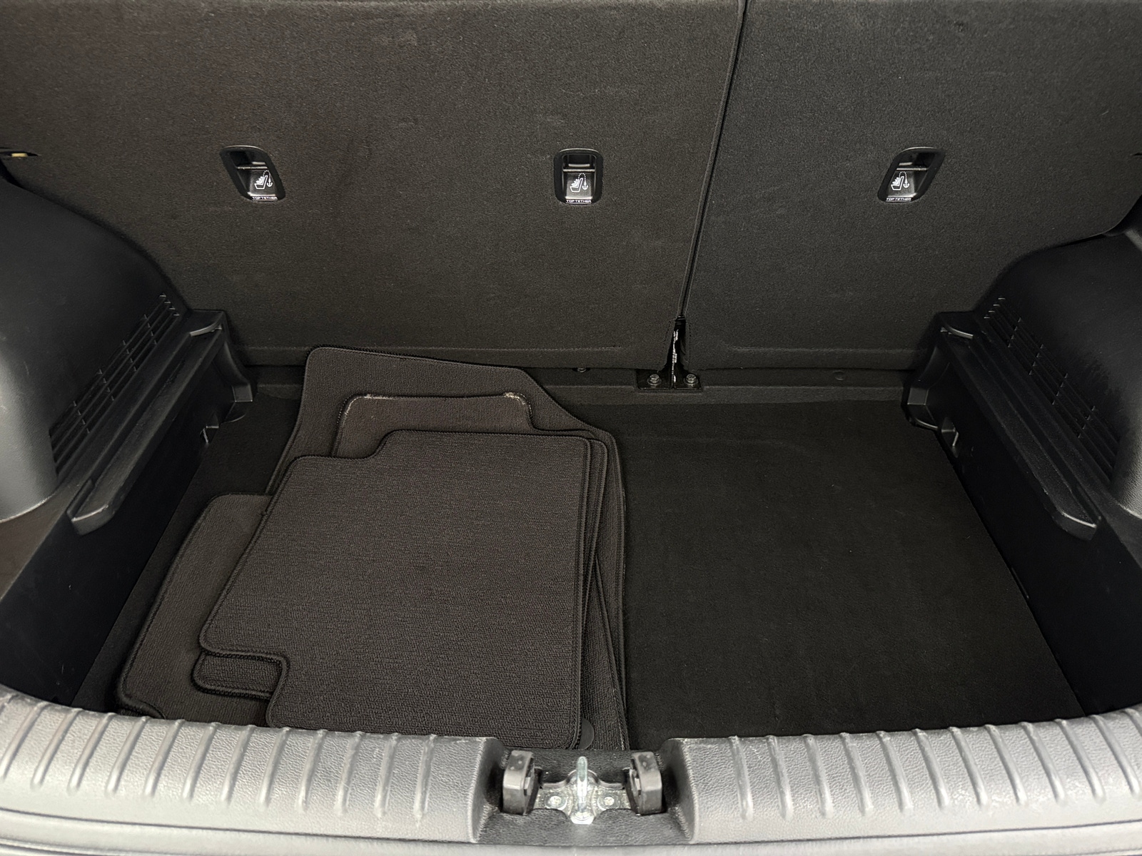 Thumbnail: 2024 Kia Soul - 7