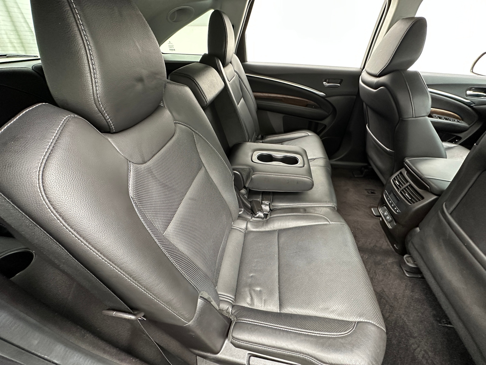 Thumbnail: 2020 Acura MDX - 5