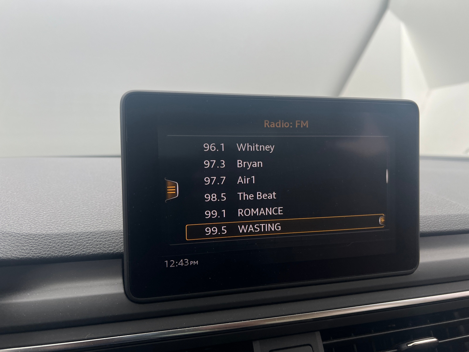 Thumbnail: 2018 Audi A4 - 3