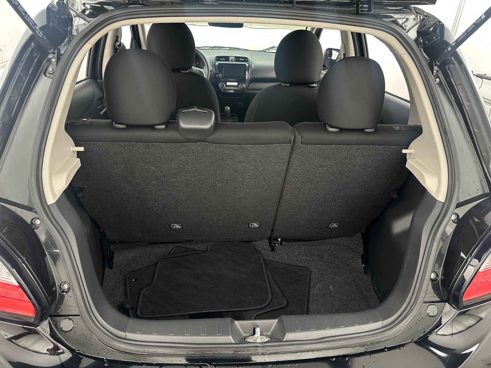 Thumbnail: 2024 Mitsubishi Mirage - 7