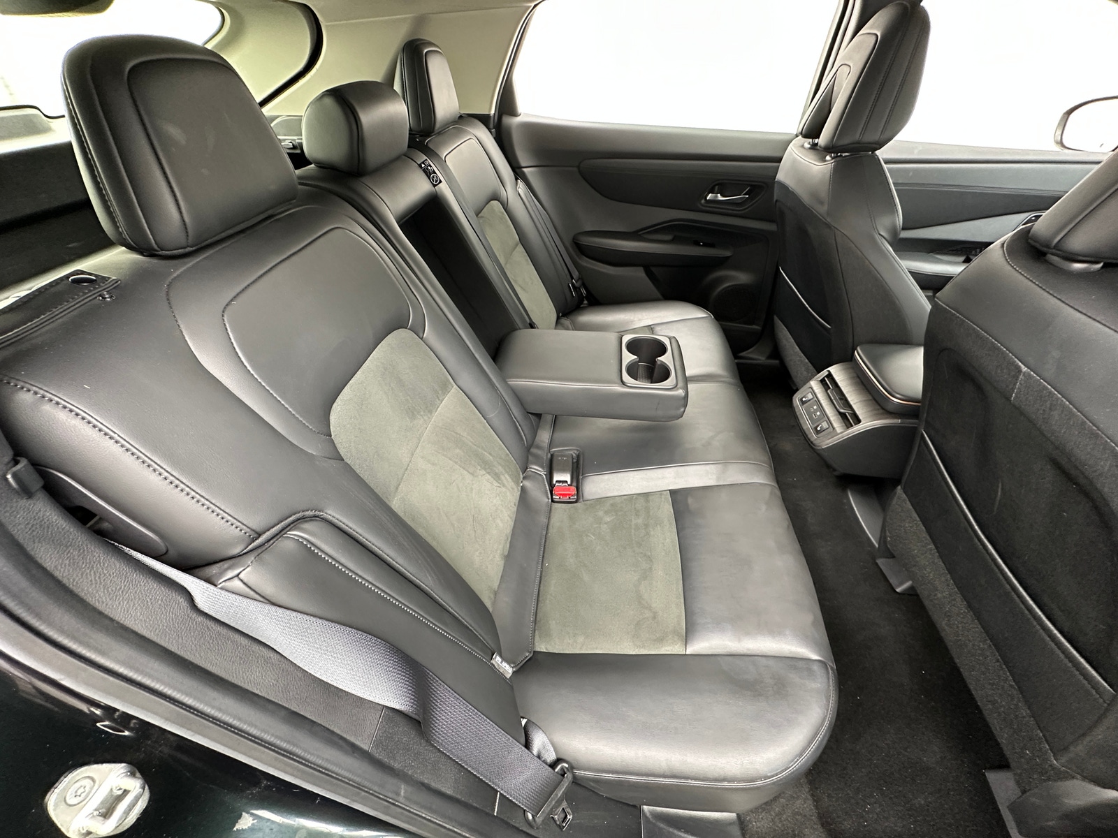 Thumbnail: 2024 Nissan Ariya - 5