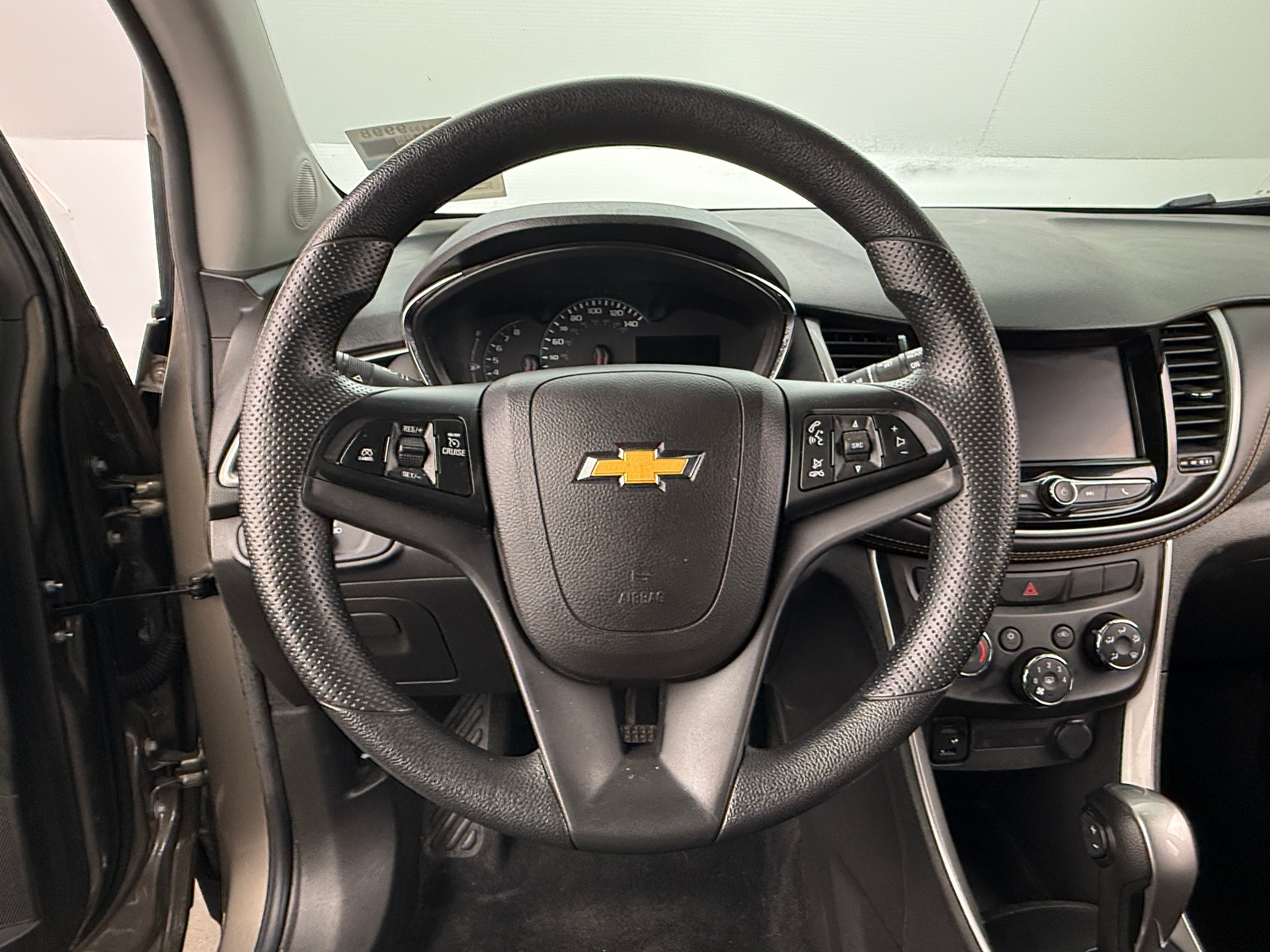 Thumbnail: 2020 Chevrolet Trax - 5