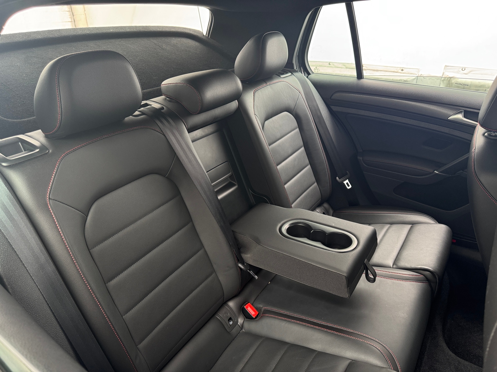 Thumbnail: 2020 Volkswagen Golf - 5